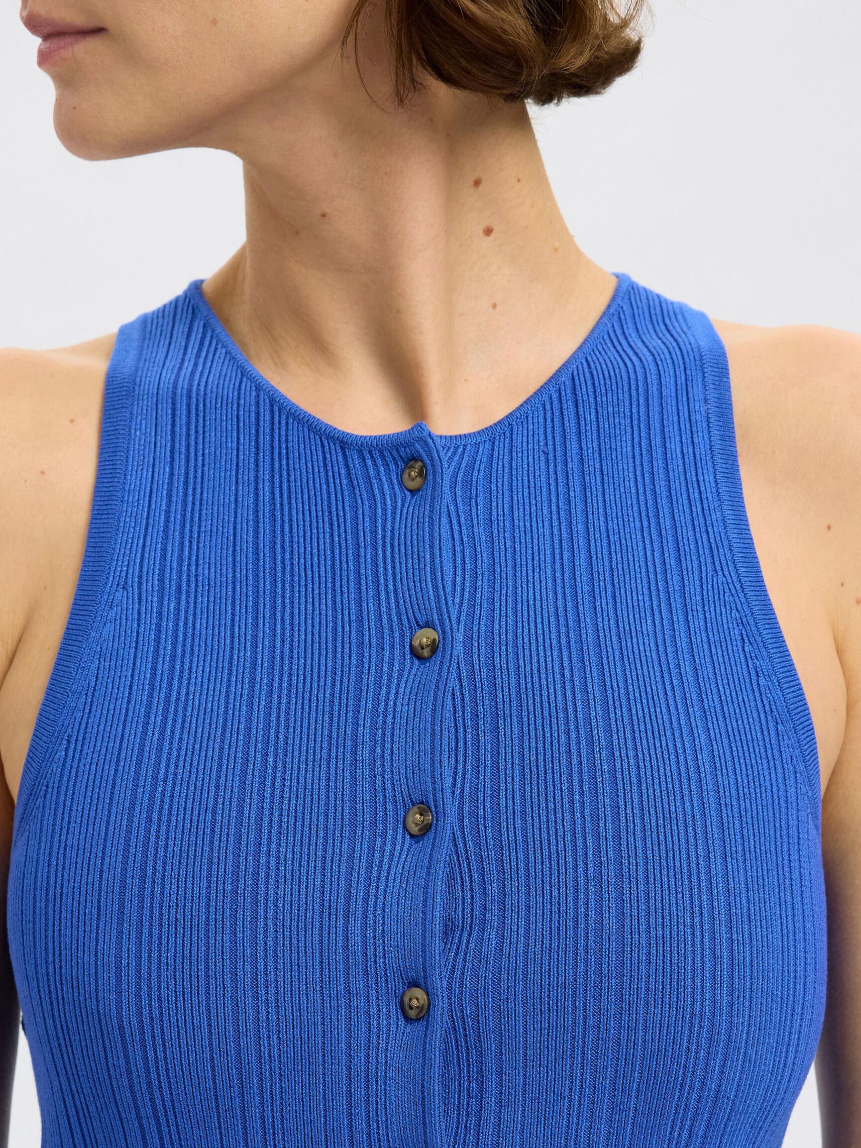 STICKAD ÄRMLÖS TOPP, Dazzling Blue, highres