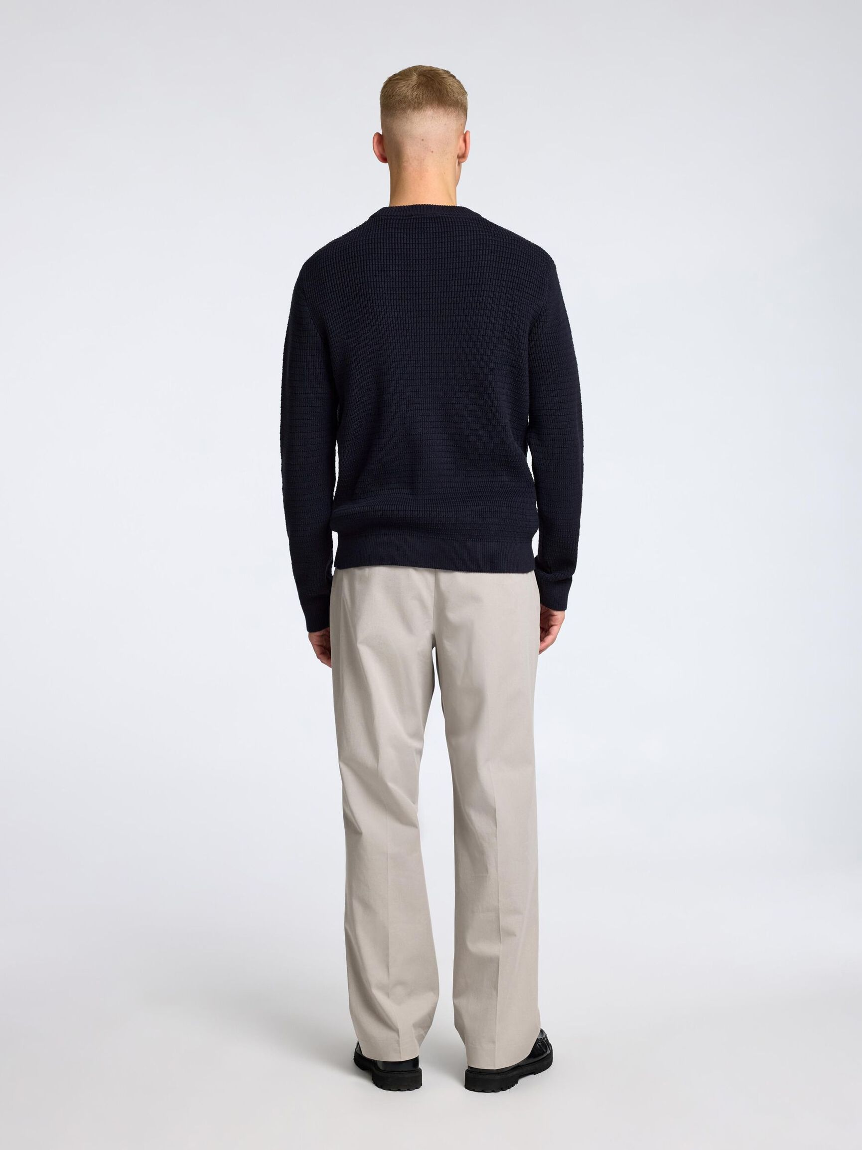 TEXTURIERTER PULLOVER MIT RUNDHALSAUSSCHNITT, Sky Captain, highres
