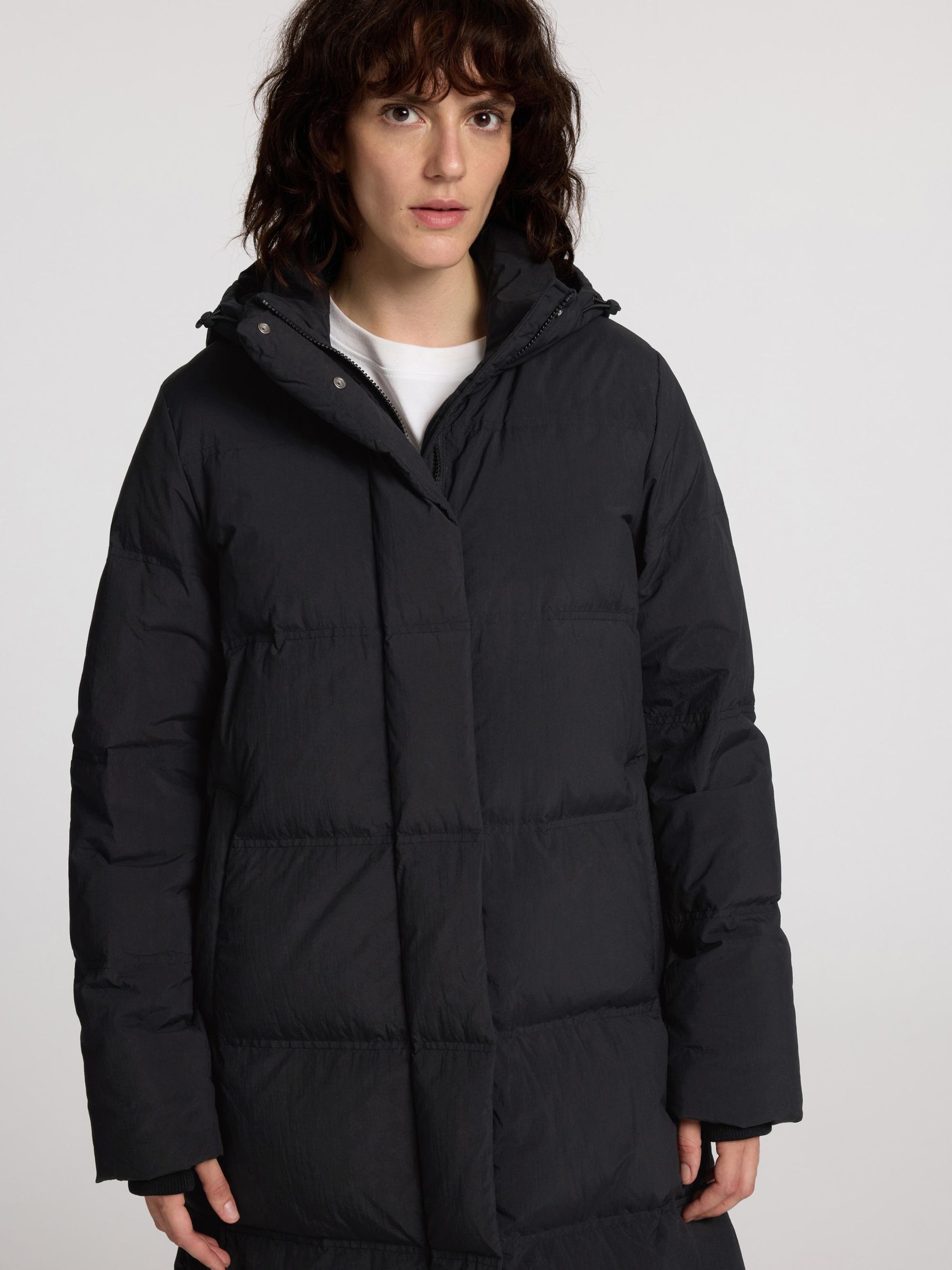 LANG PUFFER-KÅPE, Black, highres