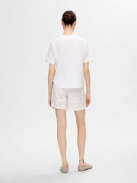 BRODERIE ANGLAISE SHORTS, Snow White, highres