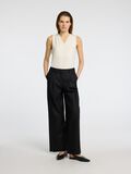 Selected SLEEVELESS V-NECK TOP, Snow White, highres - 16096372_SnowWhite_005.jpg