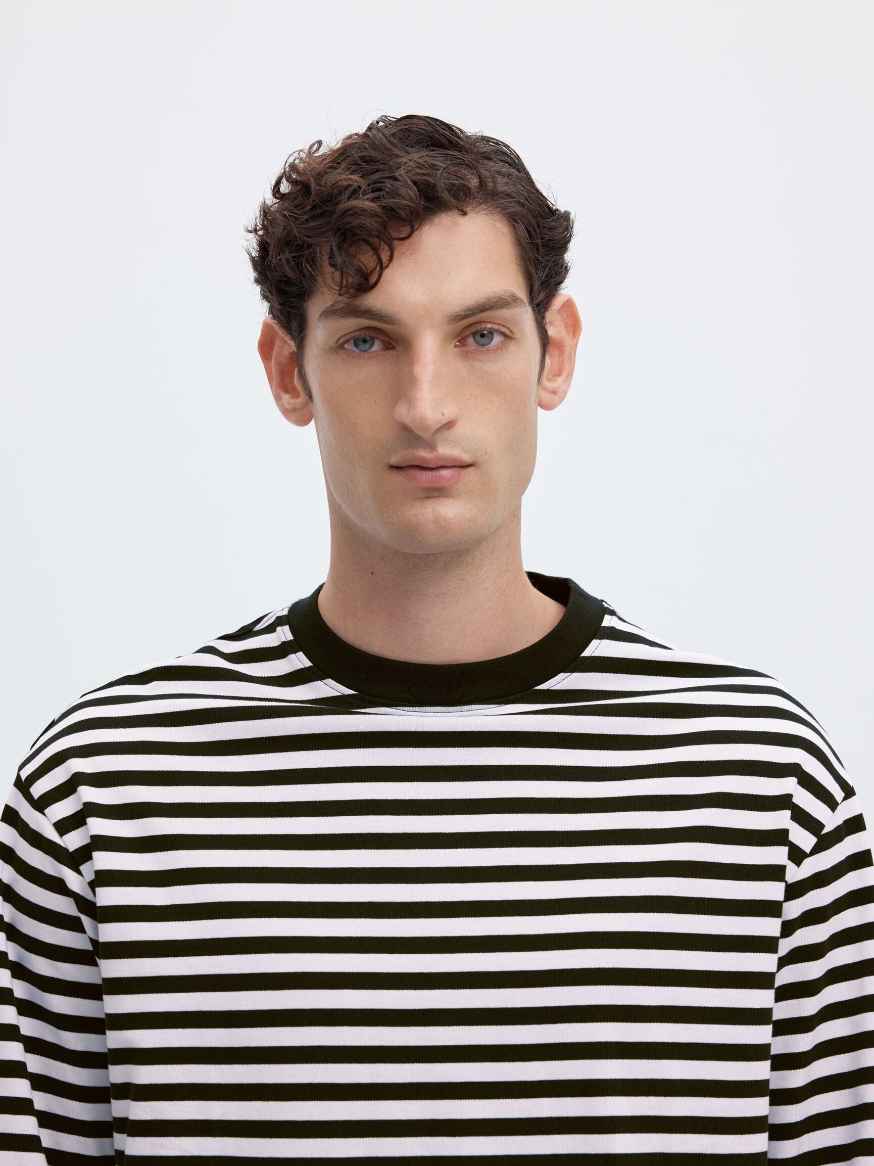 RELAXED FIT LONG-SLEEVED T-SHIRT, Black, highres