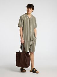 TEJIDO DE ALGODÓN CAMISA DE MANGA CORTA, Vetiver, highres