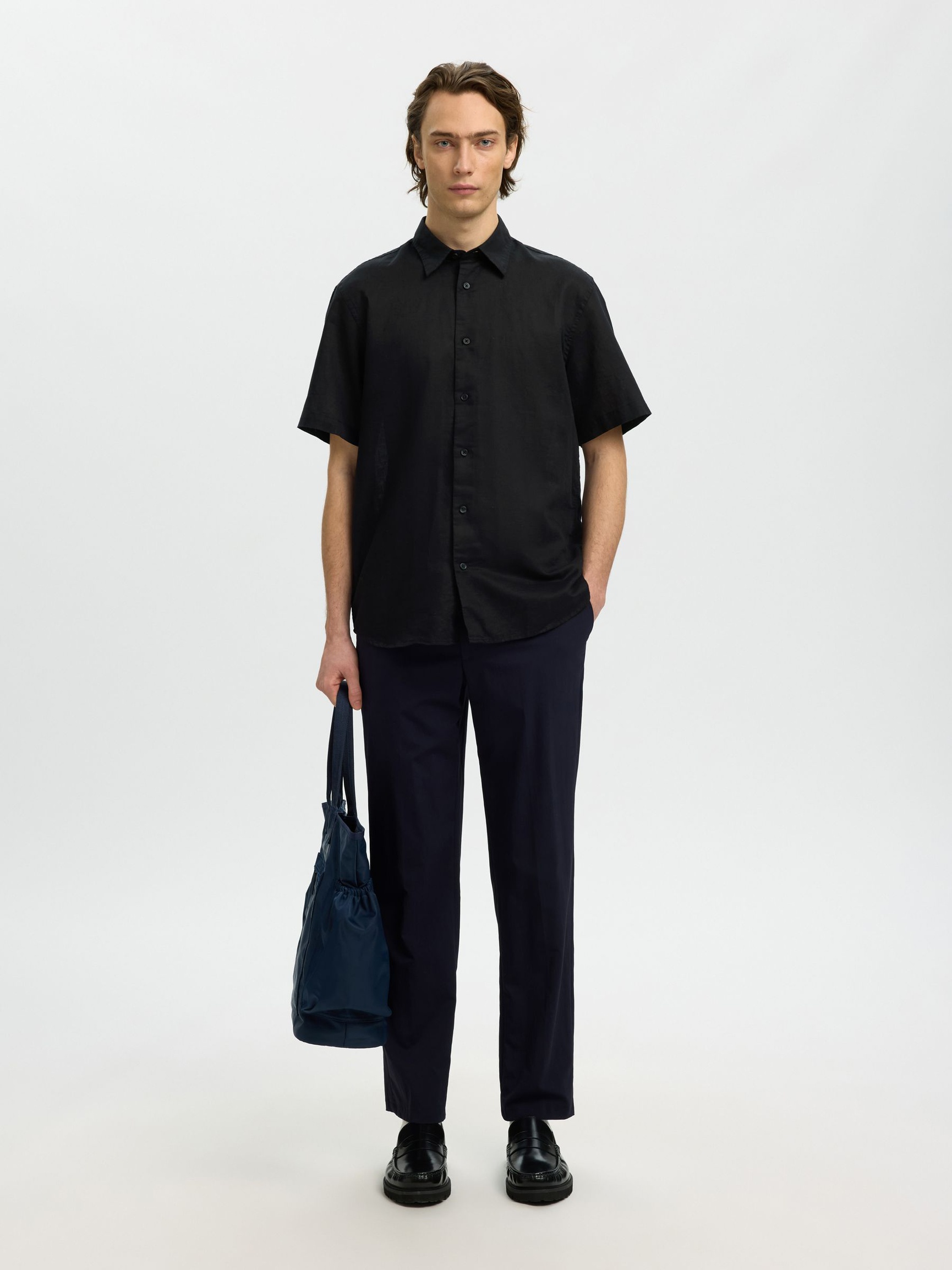 REGULAR FIT SKJORTE I LINBLANDING, Black, highres