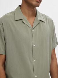CUBANSK KRAGE SKJORTE, Vetiver, highres