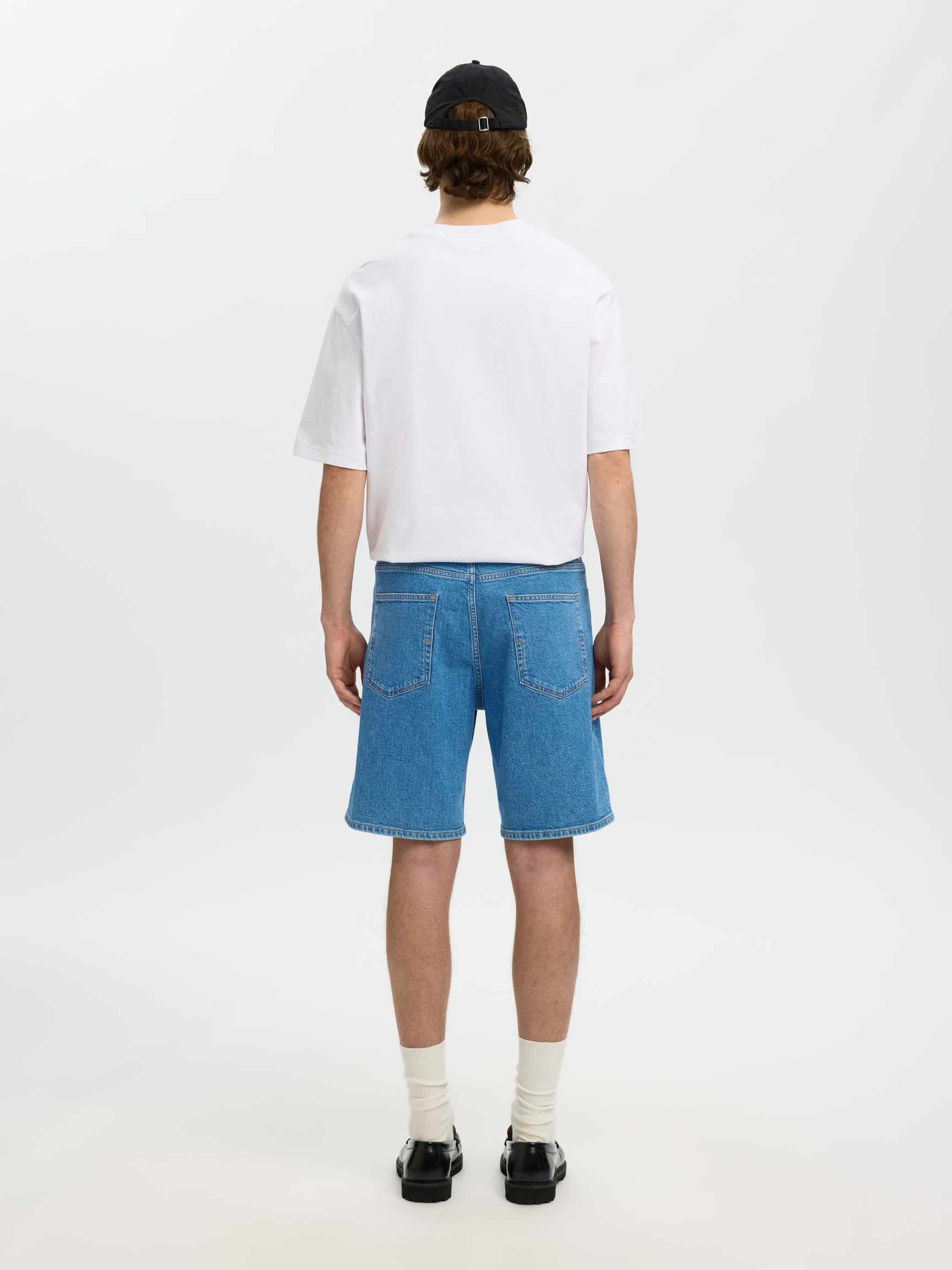 COUPE CLASSIQUE SHORTS EN JEAN, Light Blue Denim, highres