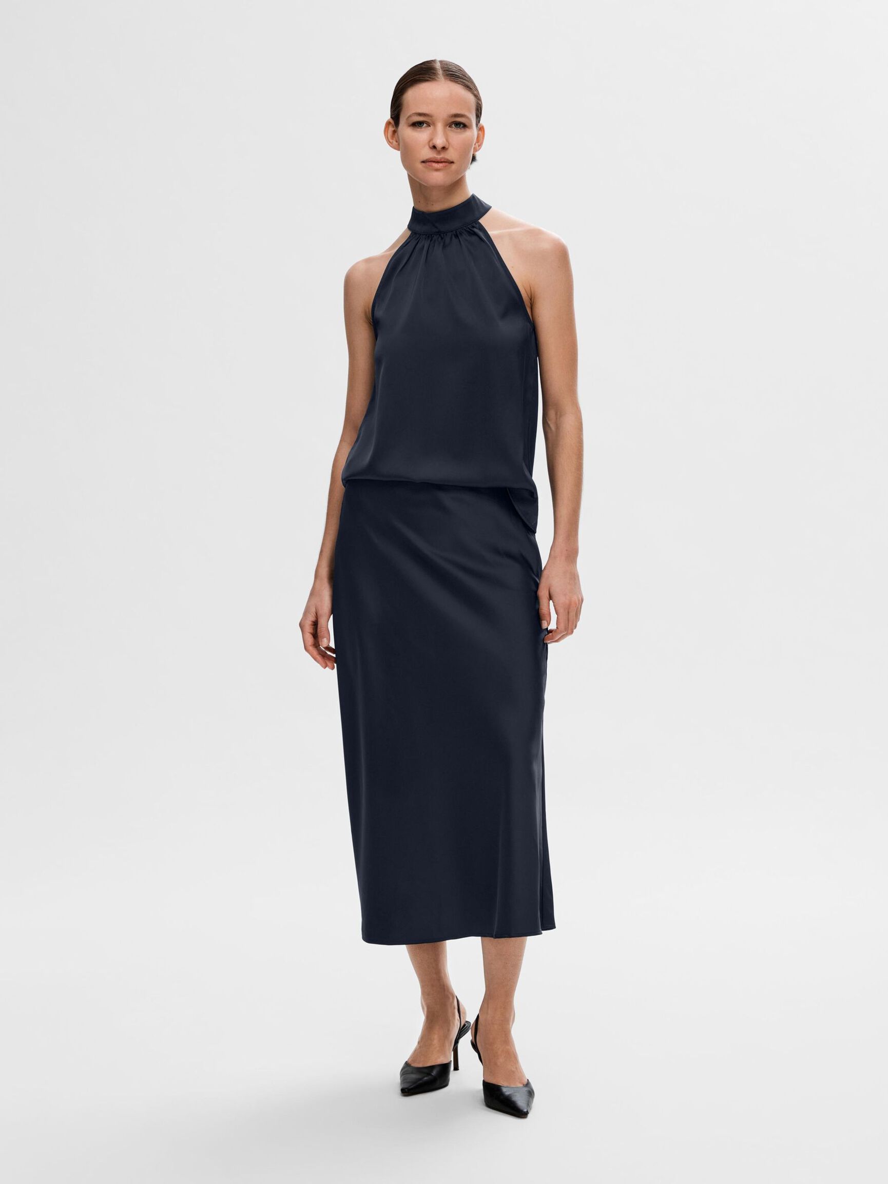 SATIJN MIDDELLANGE ROK, Dark Sapphire, highres