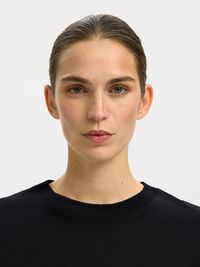 ESSENTIAL OVERSIZED T-SHIRT, Black, highres