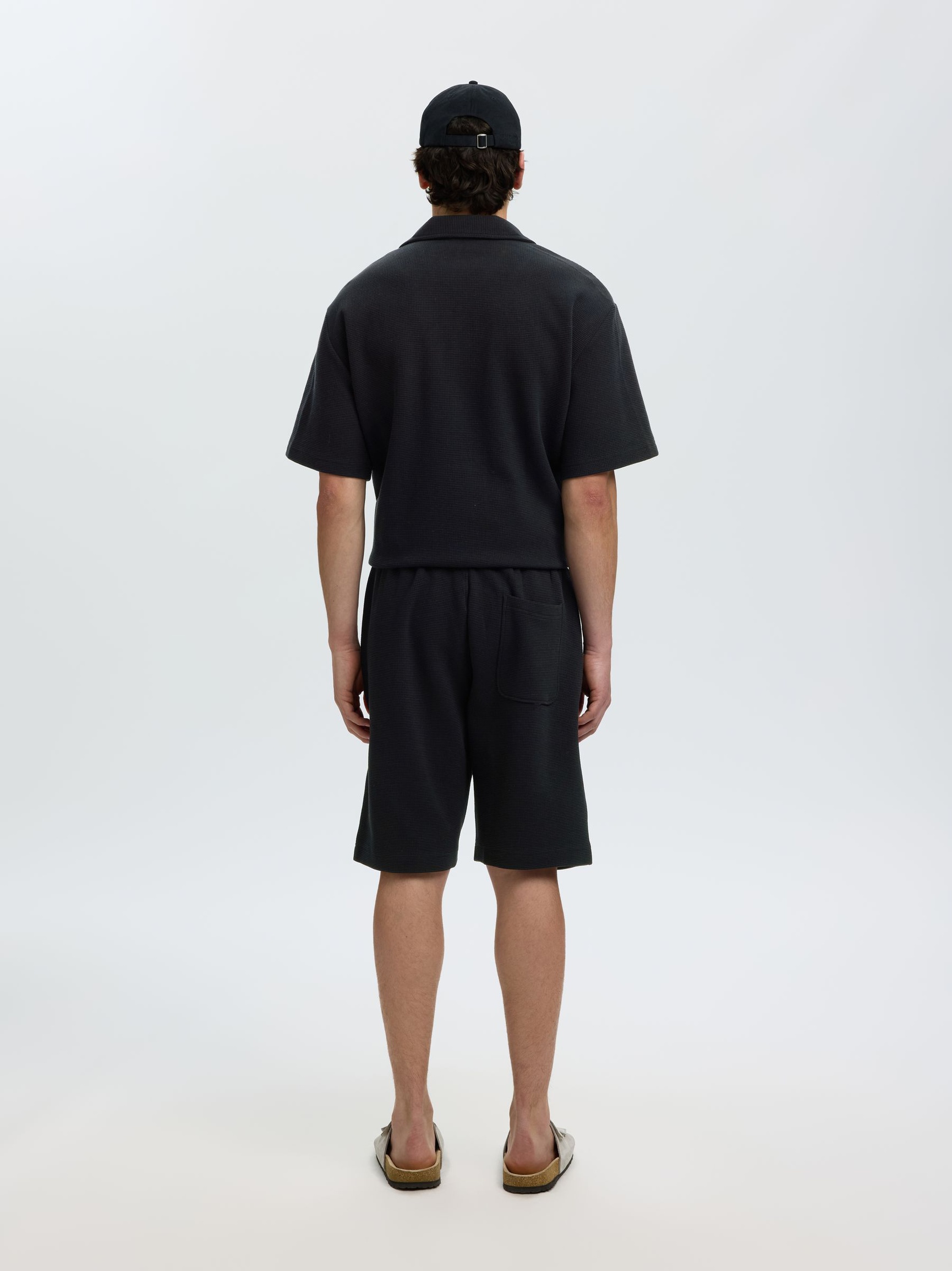 SHORTSIT, Black, highres