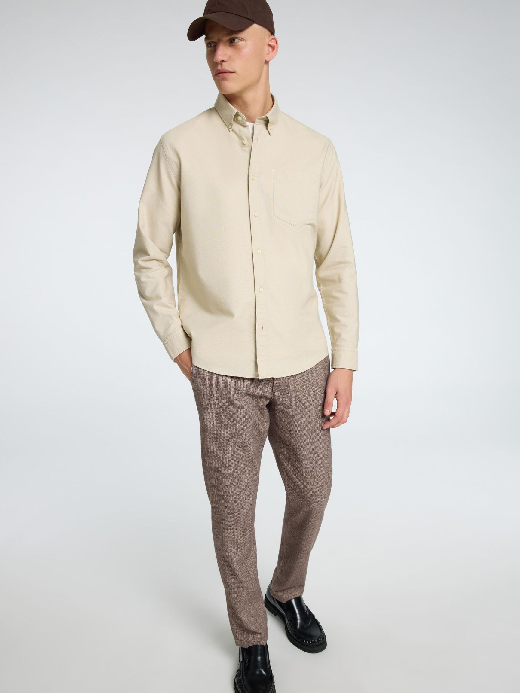 175 SLIM-FIT BRUSHED CHINOS, Morel, highres