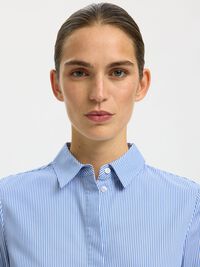 TÆTSIDDENDE STRIBET SKJORTE, Bright White, highres