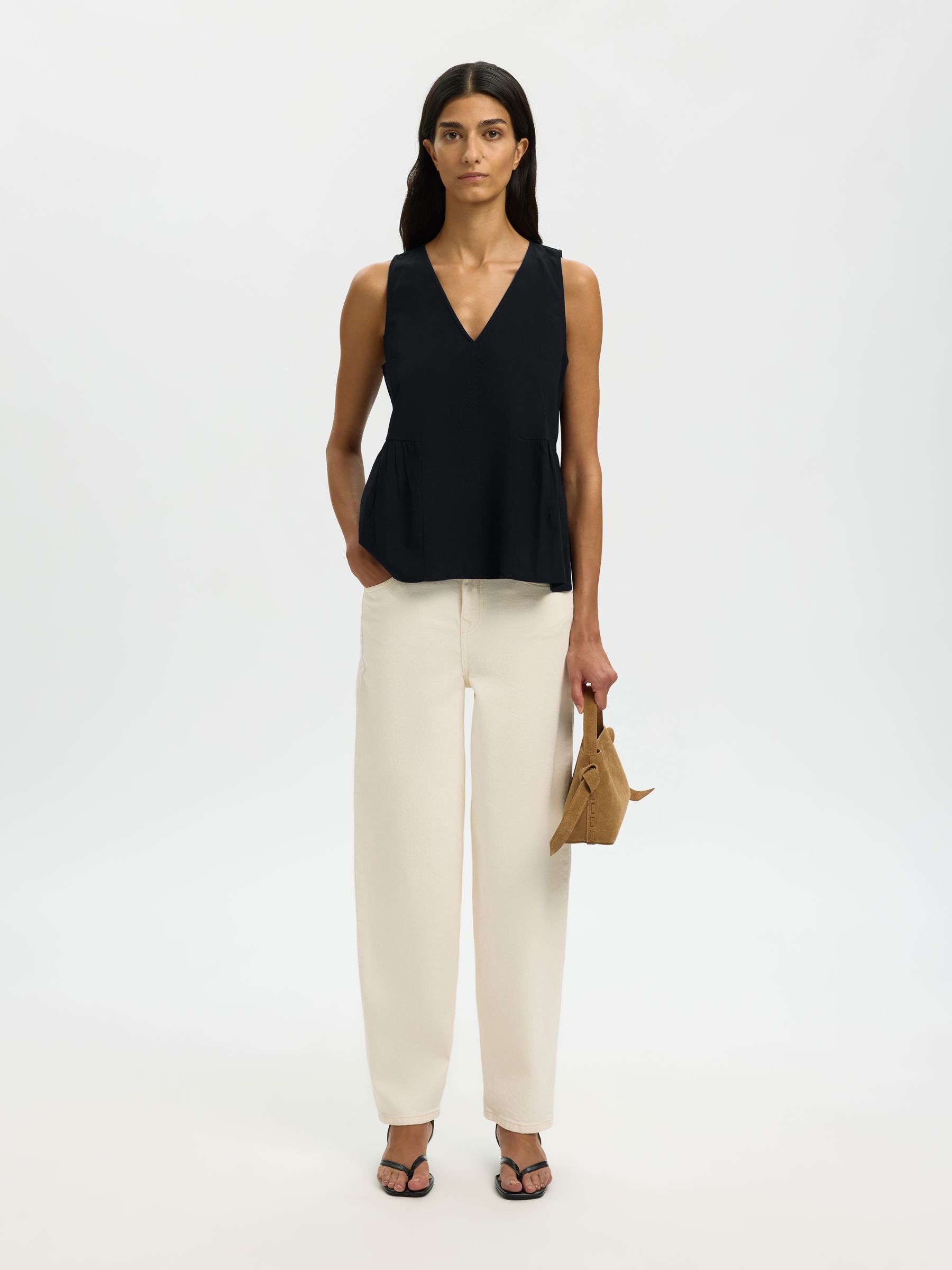 SLEEVELESS V-NECK BLOUSE, Black, highres