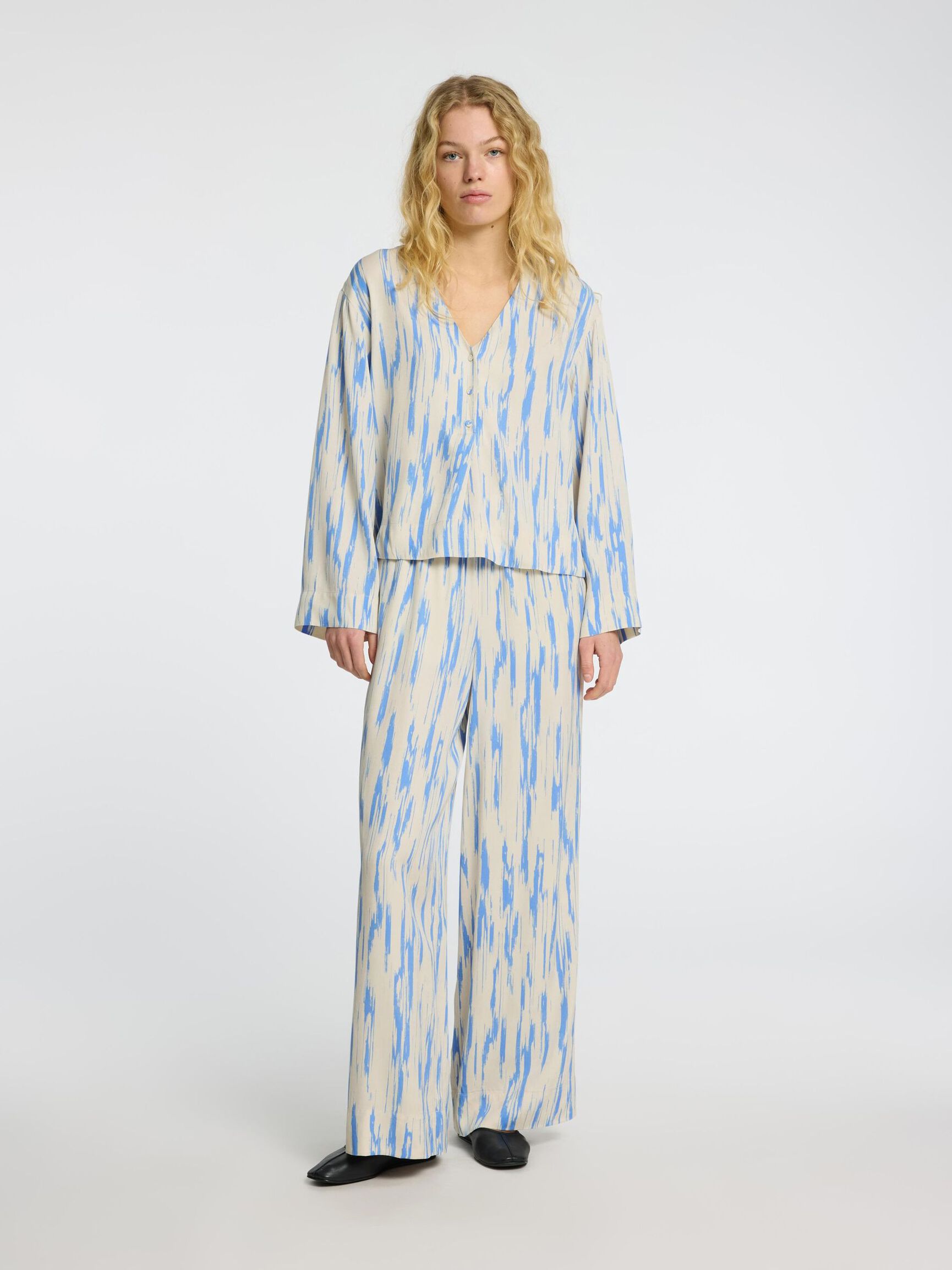 PRINTED VISCOSE  LONG SLEEVED TOP, Birch, highres