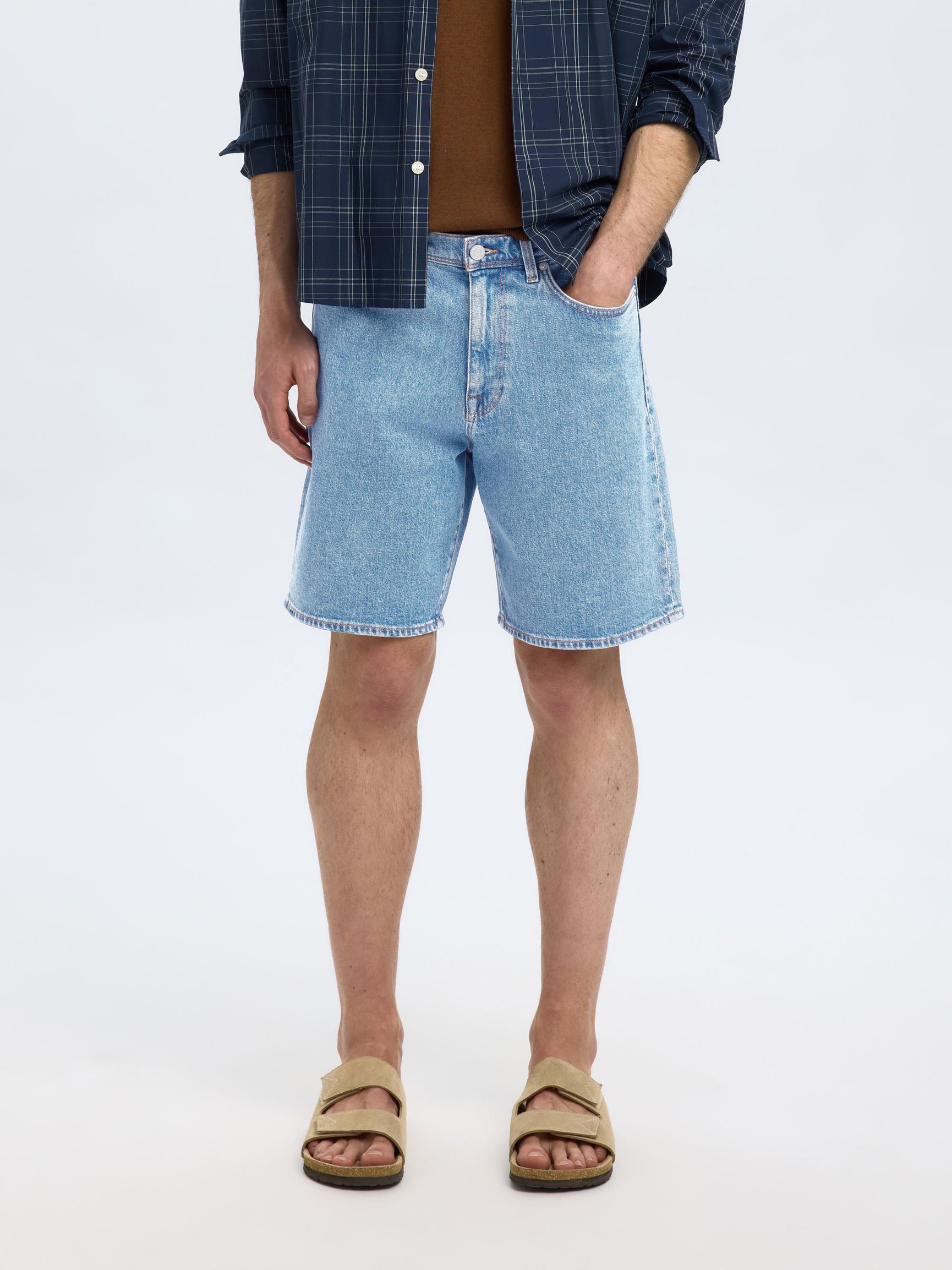 LIGHT WASH DENIM SHORTS, Light Blue Denim, highres