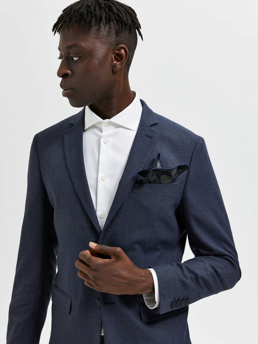Selected PATTERNED HANDKERCHIEF, Dark Navy, highres - 16086931_DarkNavy_971372_003.jpg