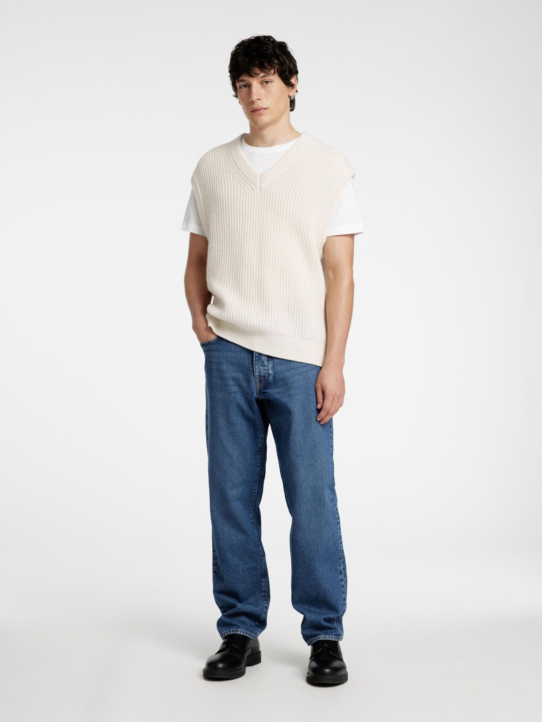 ULDBLANDING STRIK VEST, Tofu, highres