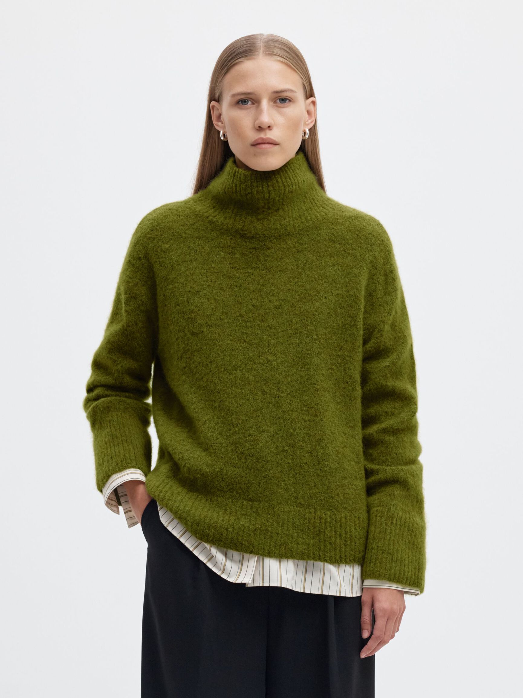 WOOL BLEND HIGH-NECK JUMPER, Cardamom Seed, highres