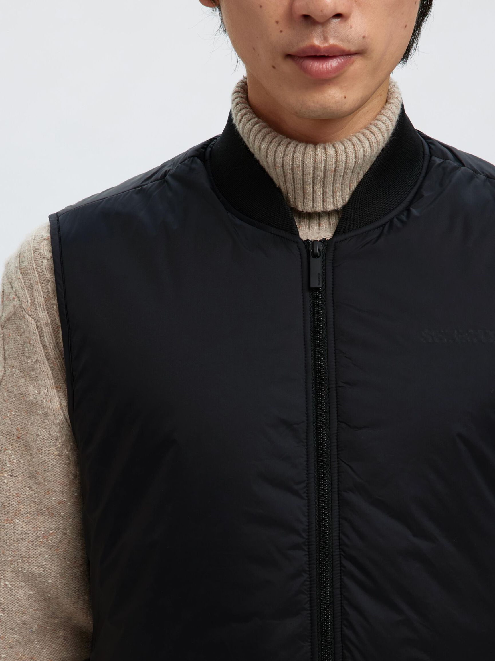 POLSTRET VEST, Black, highres