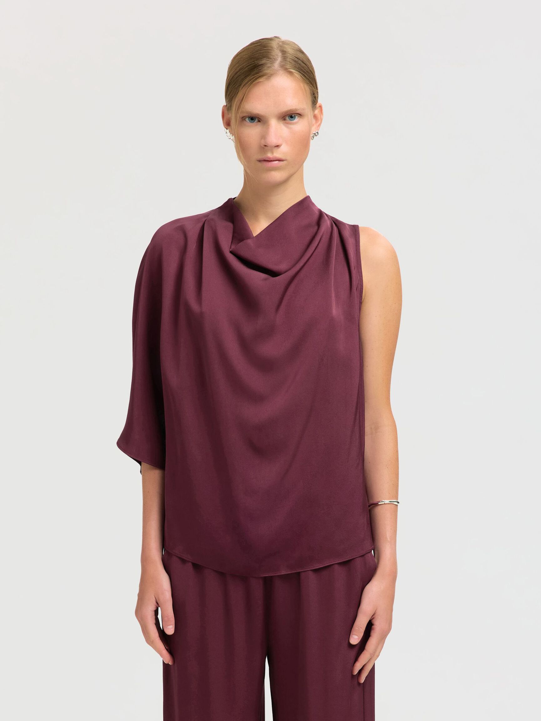 VISCOSE ONE-SHOULDER TOP, Fig, highres