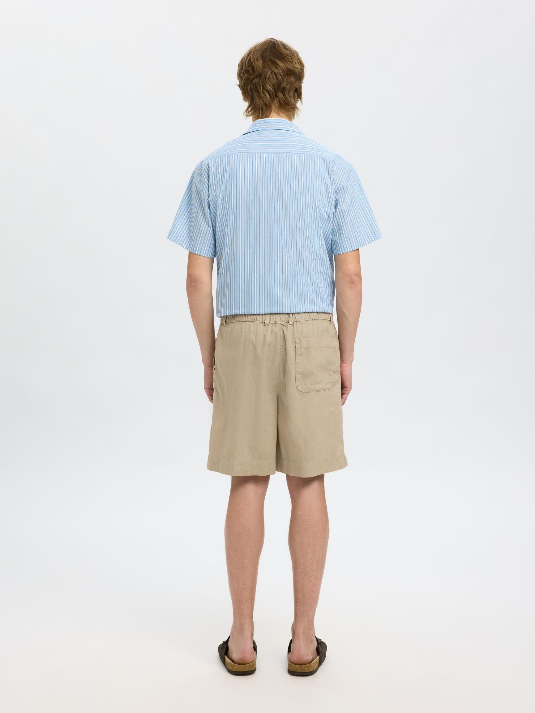 LOOSE FIT LINEN-BLEND SHORTS, Pure Cashmere, highres