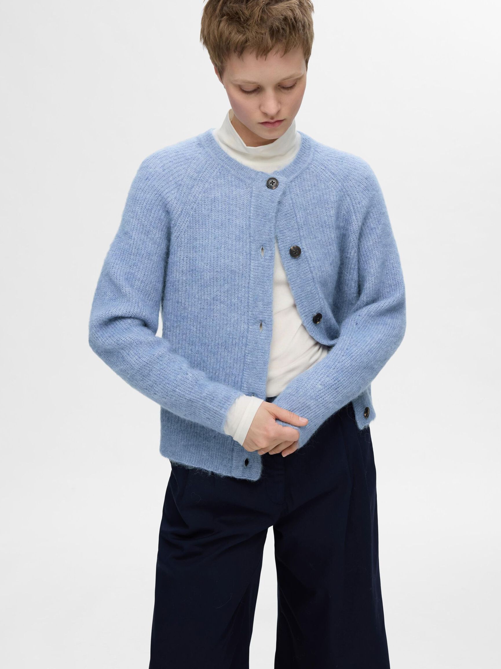 LONG-SLEEVED CARDIGAN, Endless Sky, highres