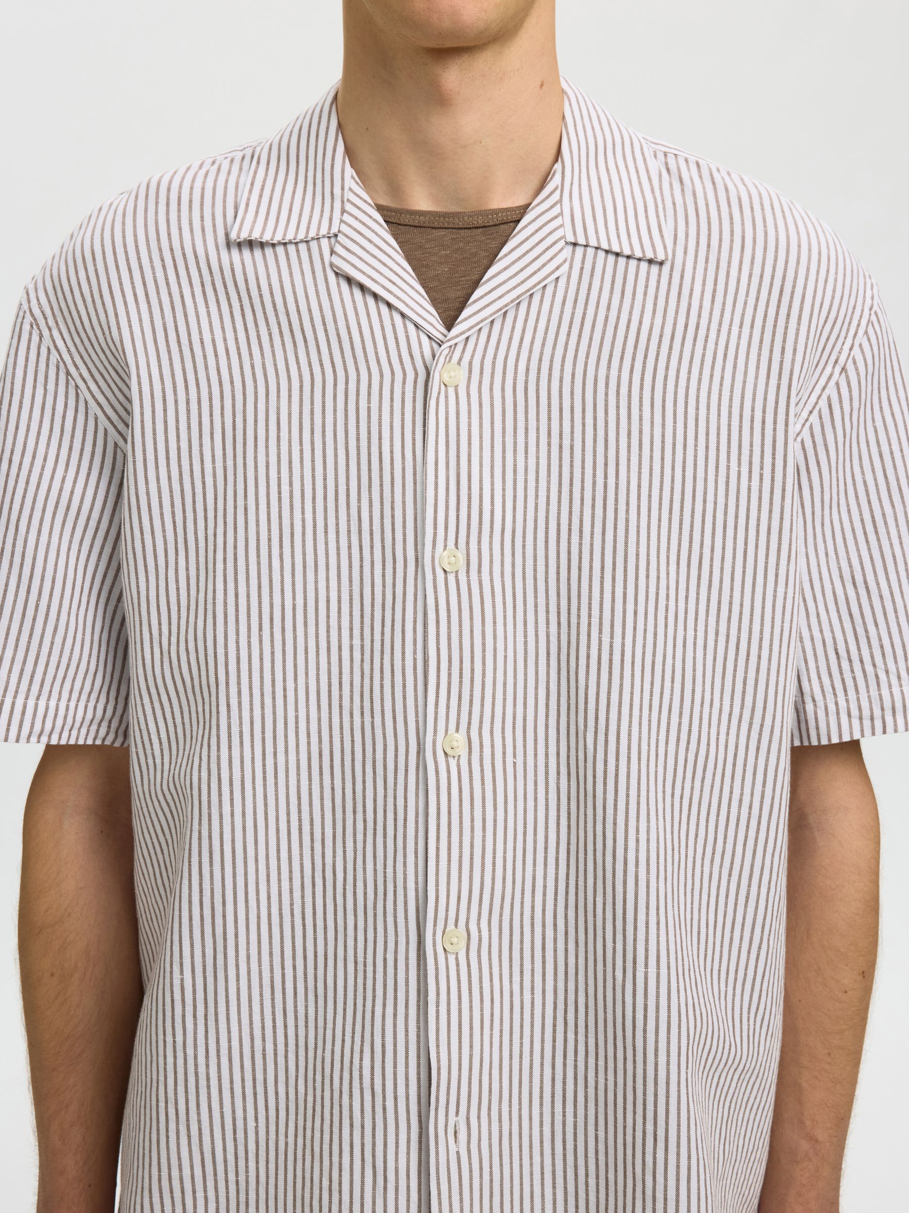 LYHYTHIHAINEN PAITA, Bright White, highres