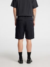 LOOSE FIT CHINO SHORTS, Phantom, highres
