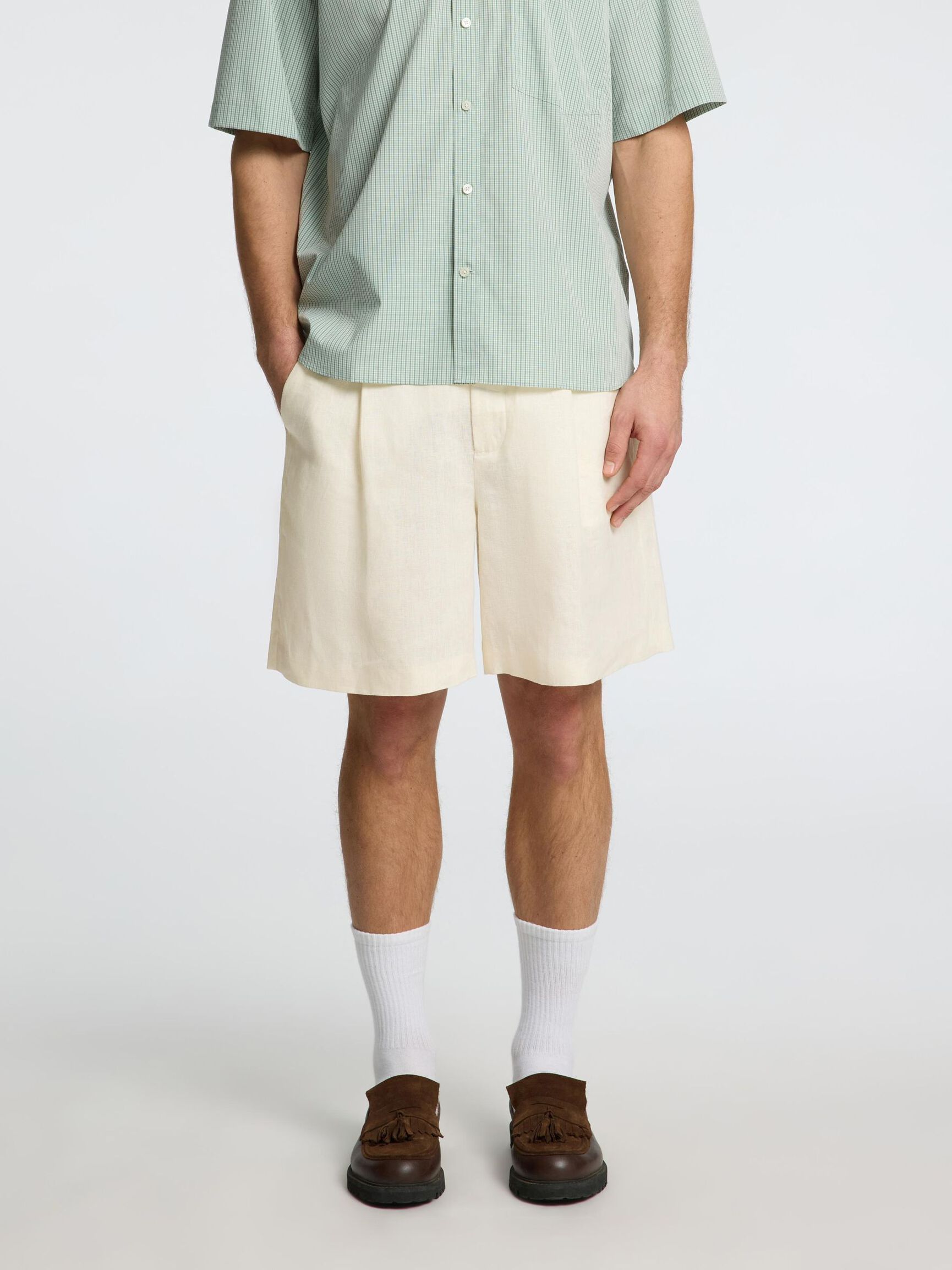 100% HØR BERMUDA SHORTS, Egret, highres