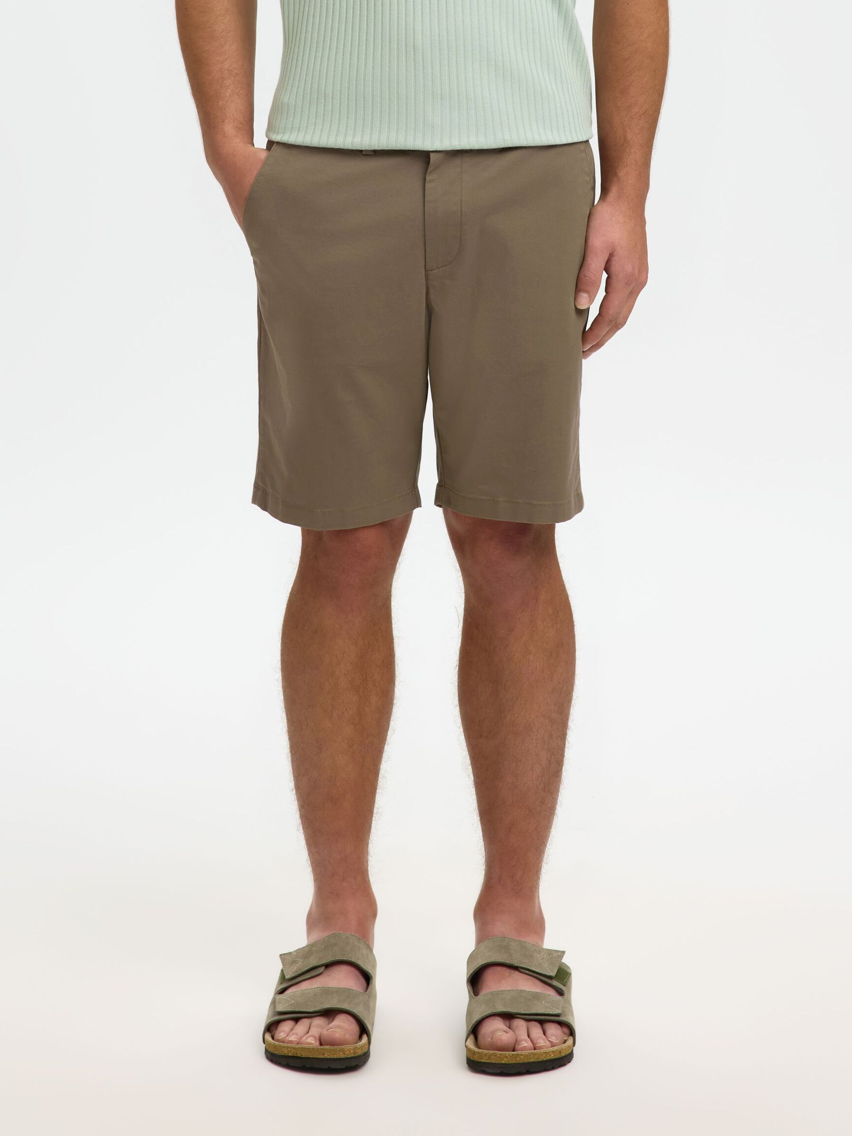 SLIM-FIT CHINOSHORTS, Morel, highres