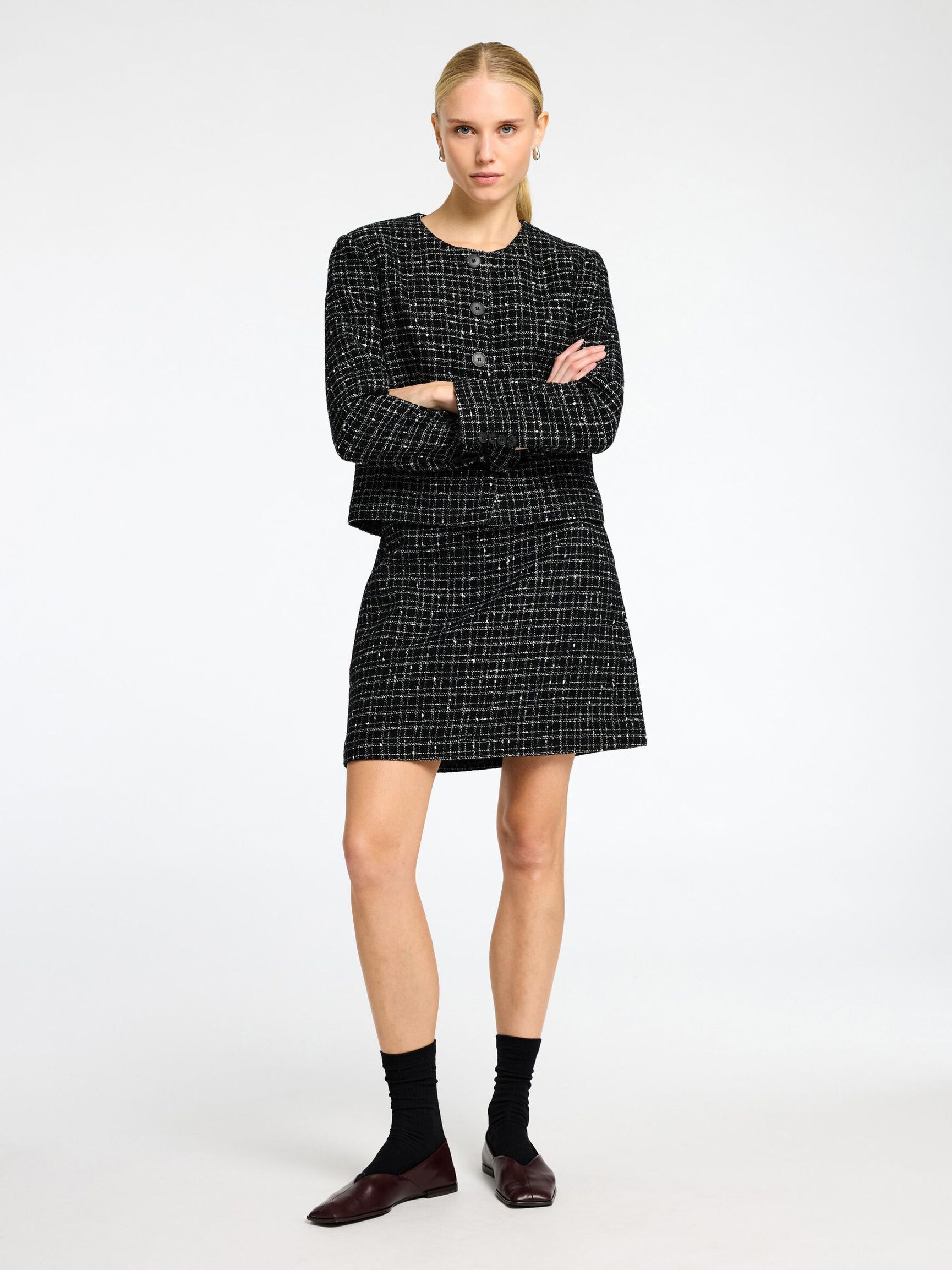 BLEISERI, Black, highres