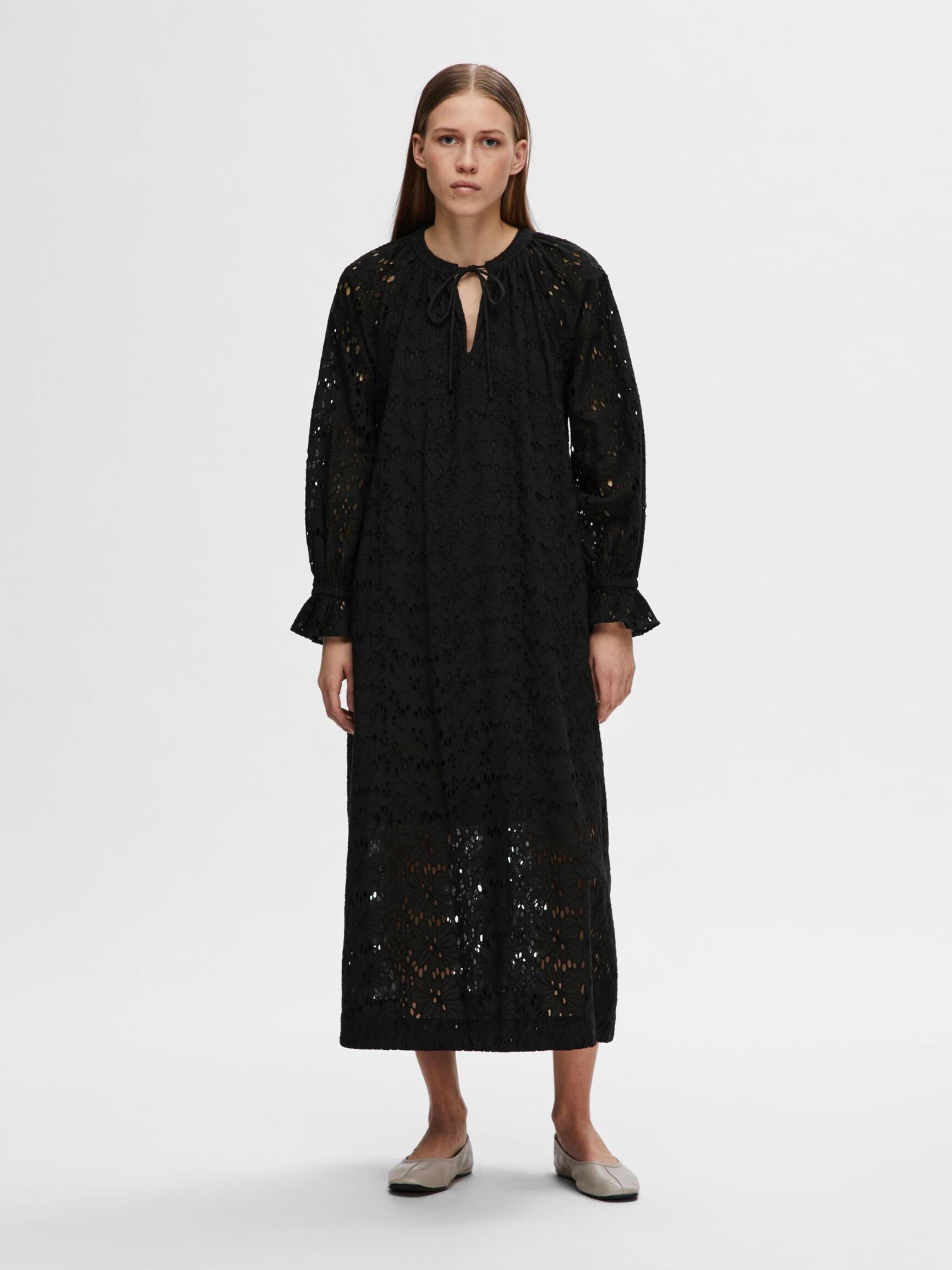 BRODERIE ANGLAISE MAXI DRESS, Black, highres