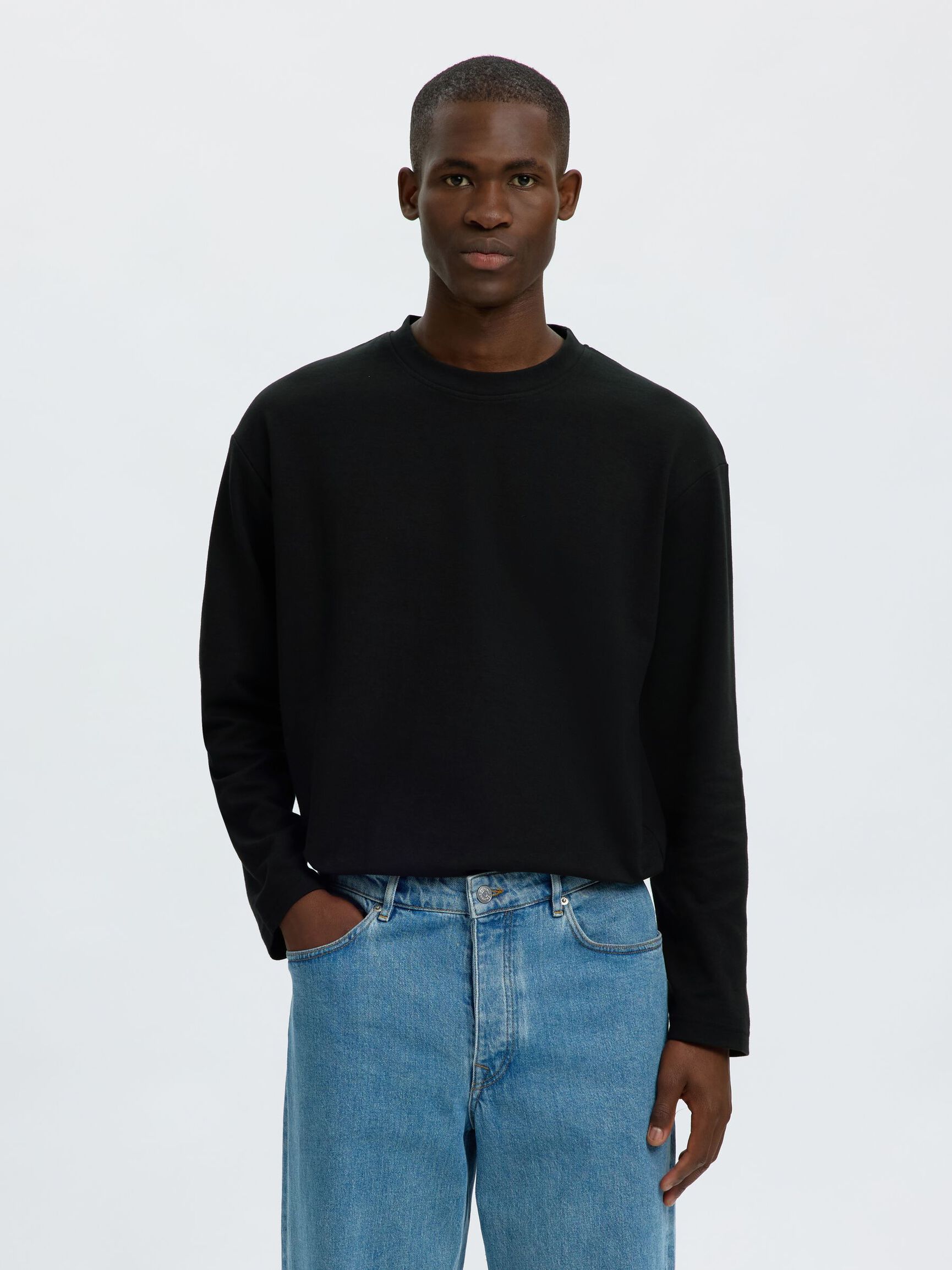 LOOSE FIT  LONG-SLEEVED T-SHIRT, Black, highres