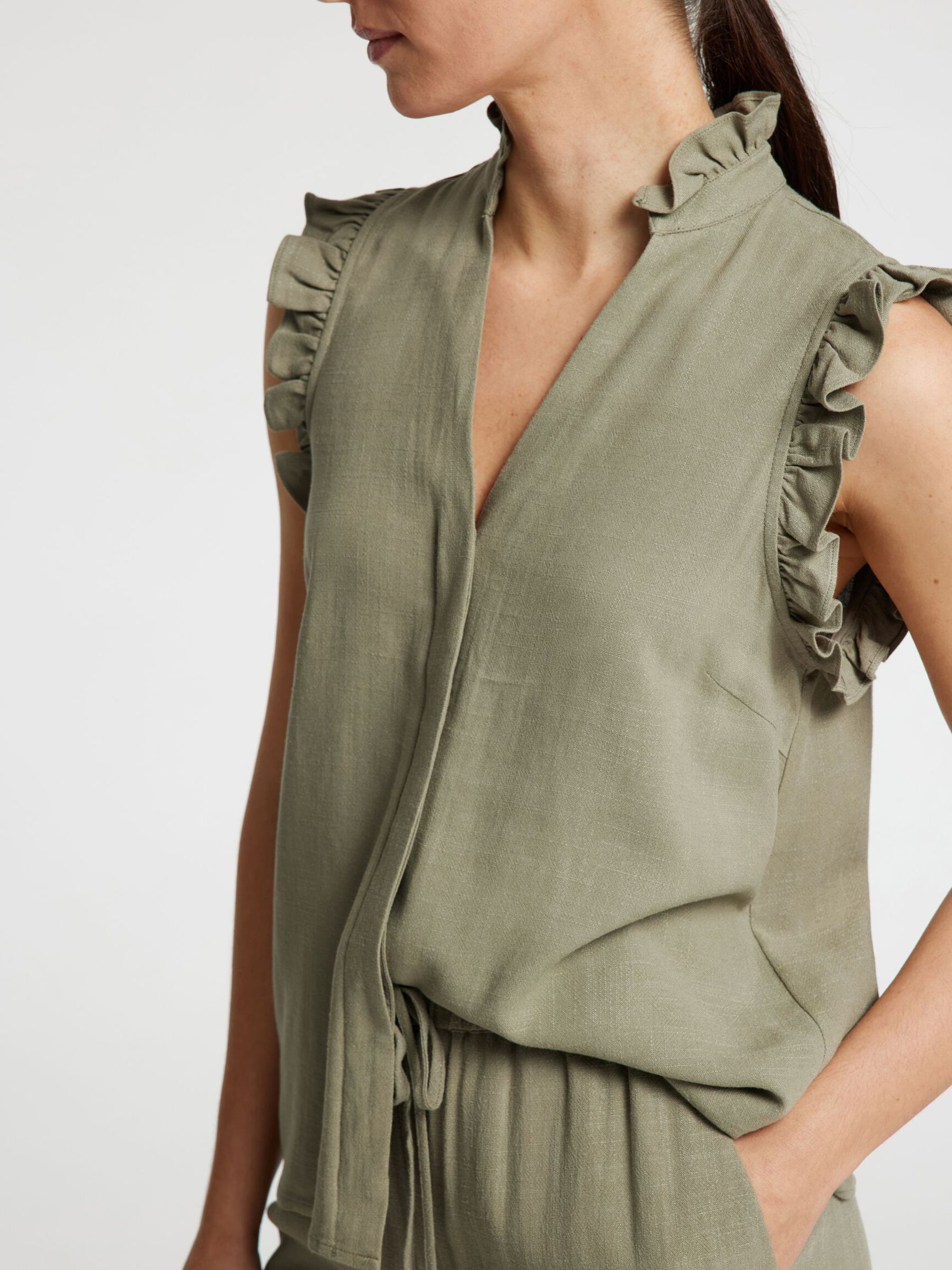 SLEEVELESS RUFFLE DETAIL TOP, Vetiver, highres