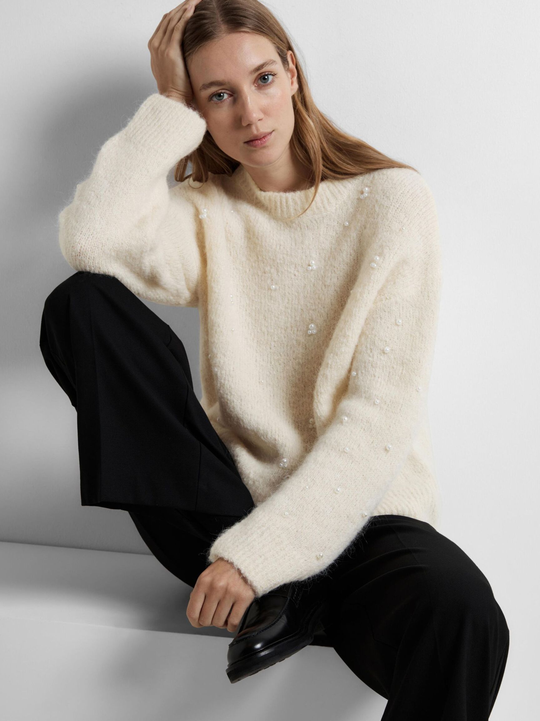 PERLENBESETZTER PULLOVER, Birch, highres