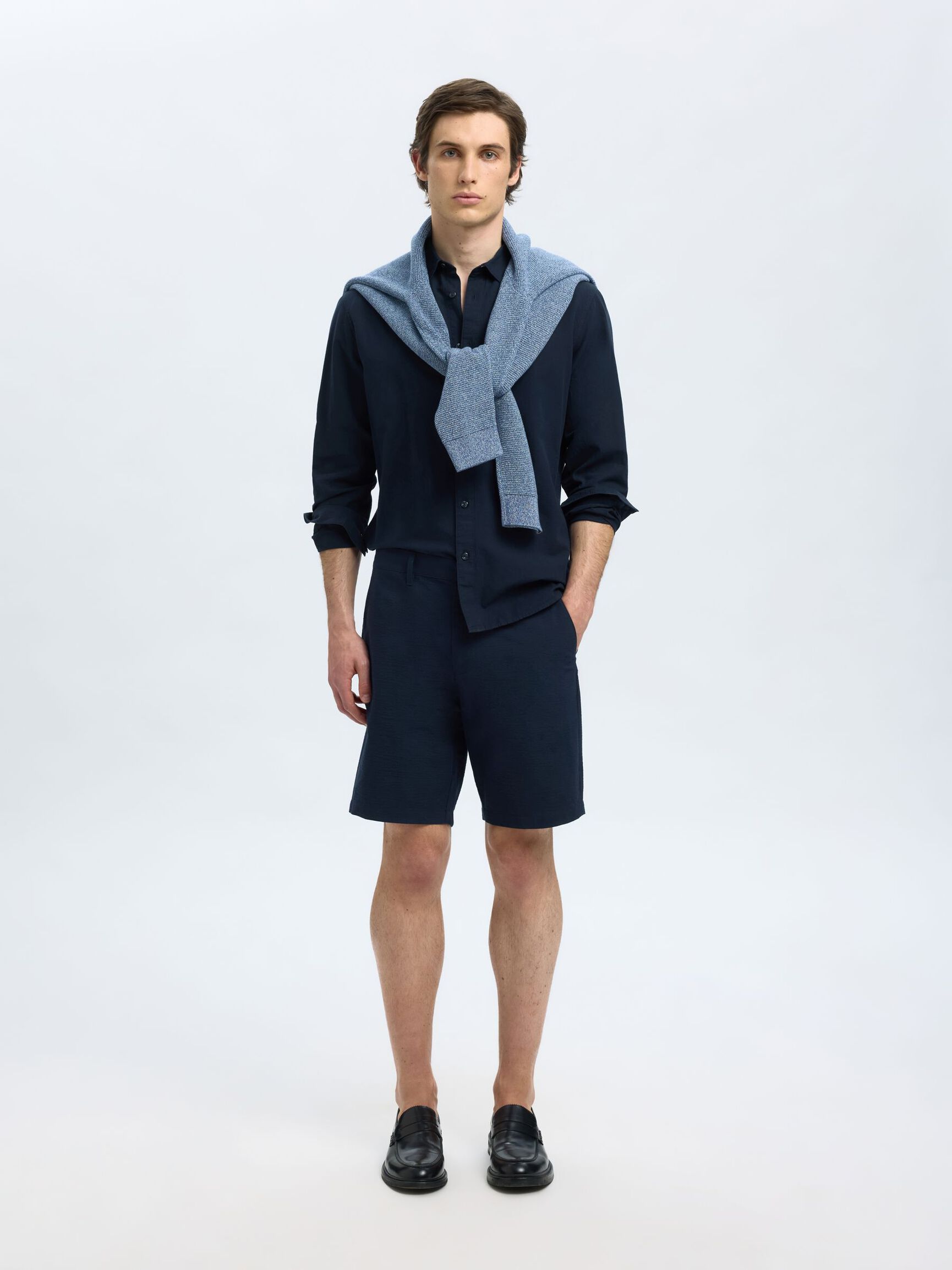 SEERSUCKER SHORTS, Sky Captain, highres