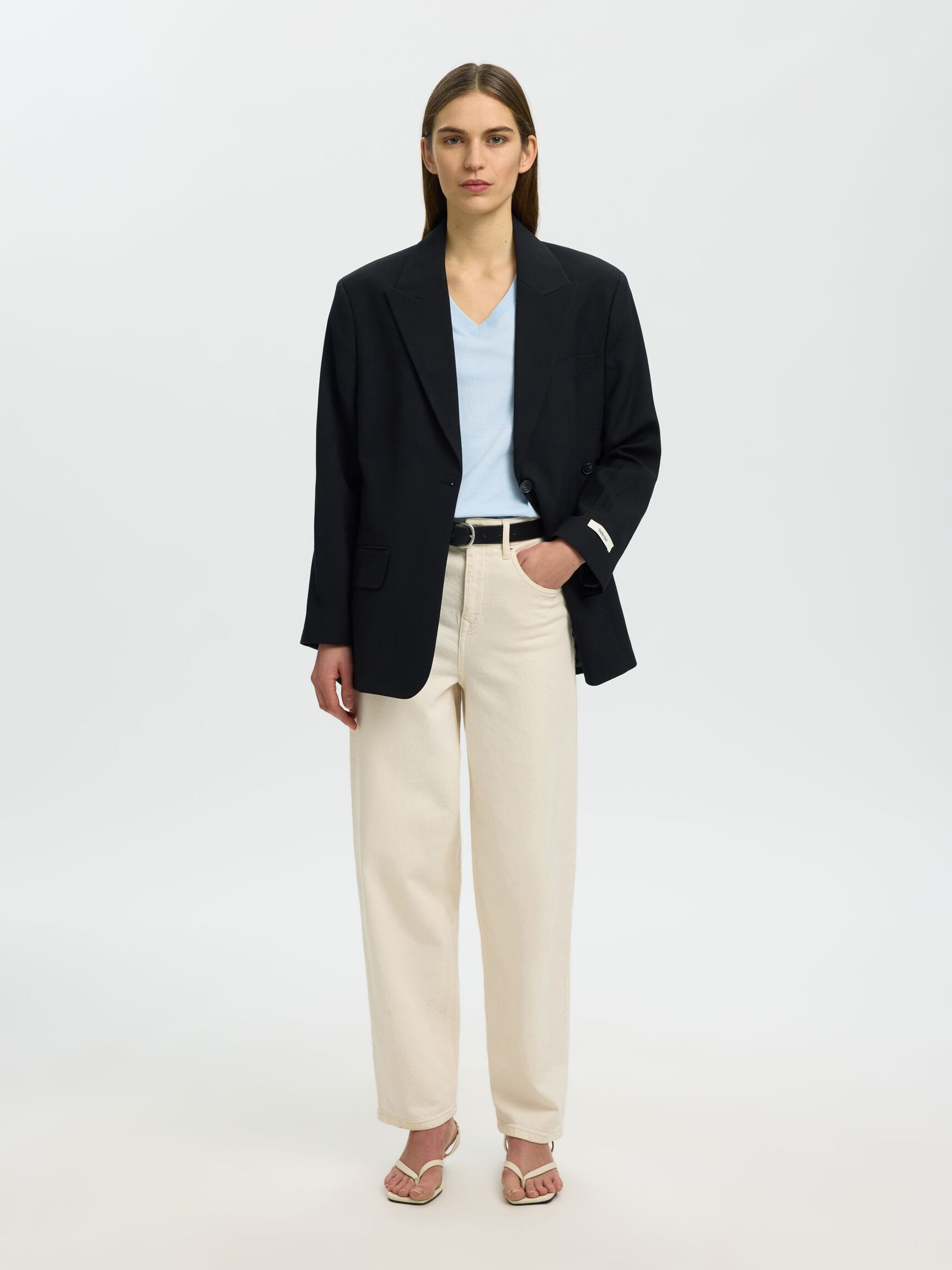 CLASSIC V-NECK T-SHIRT, Cashmere Blue, highres