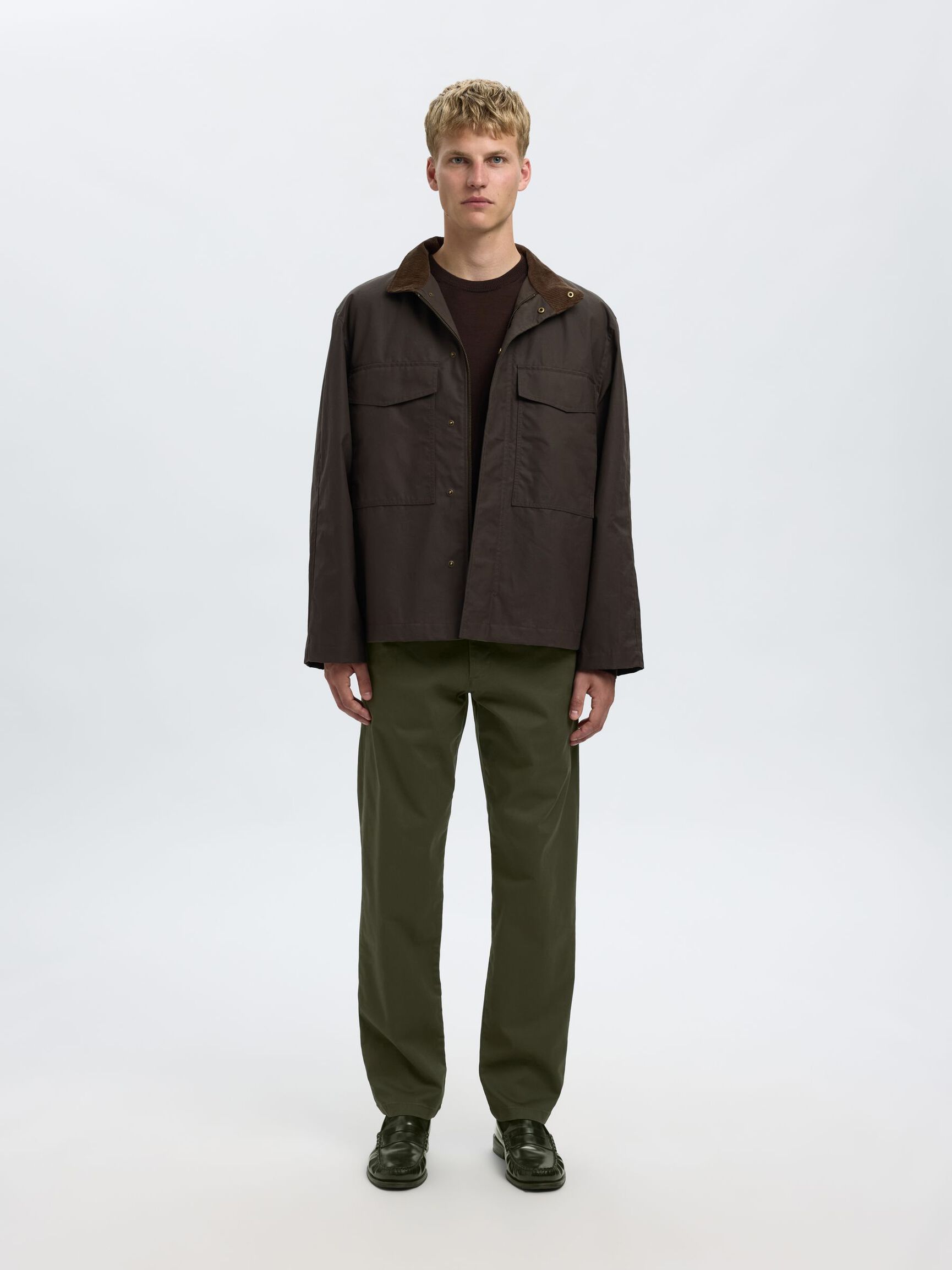 196 STRAIGHT FLEX CHINOS, Forest Night, highres