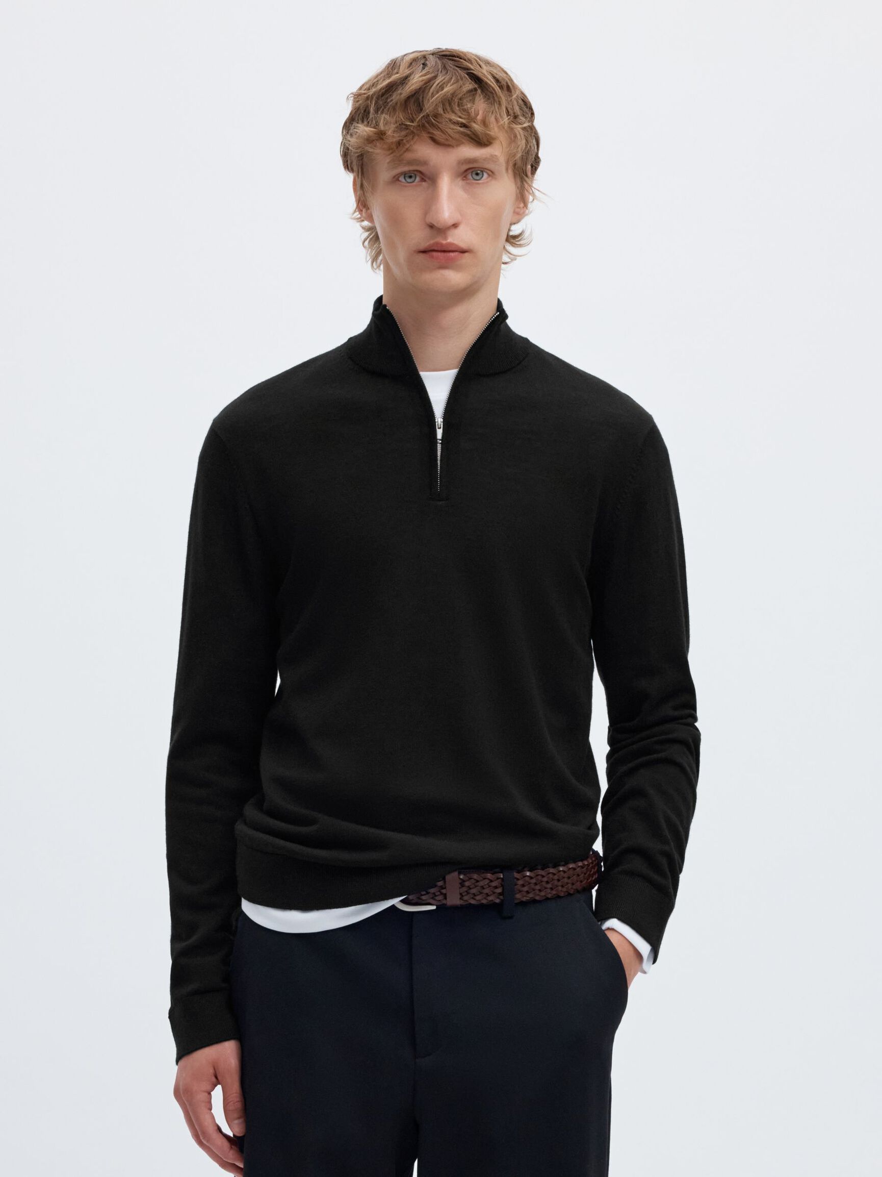 SWETER Z KRÓTKIM ZAMKIEM, Black, highres