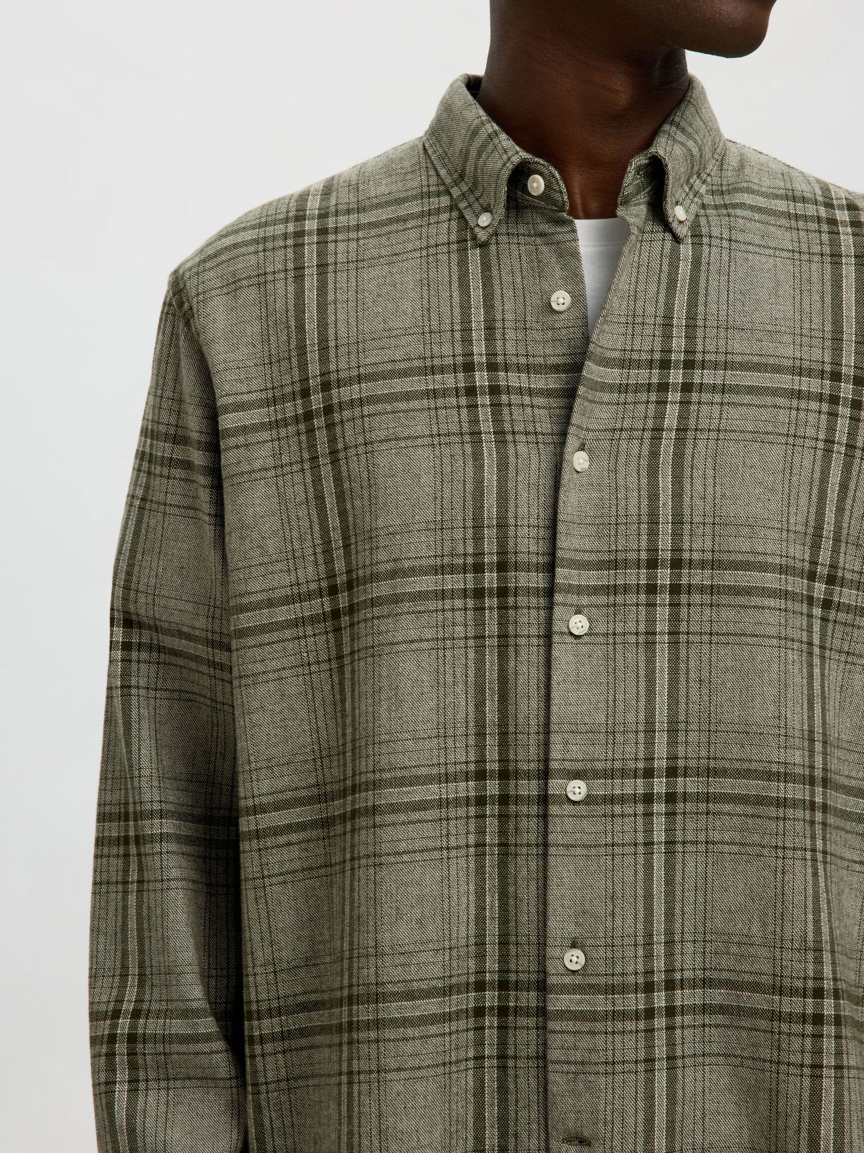 100% COTTON BUTTON-DOWN SHIRT, Forest Night, highres