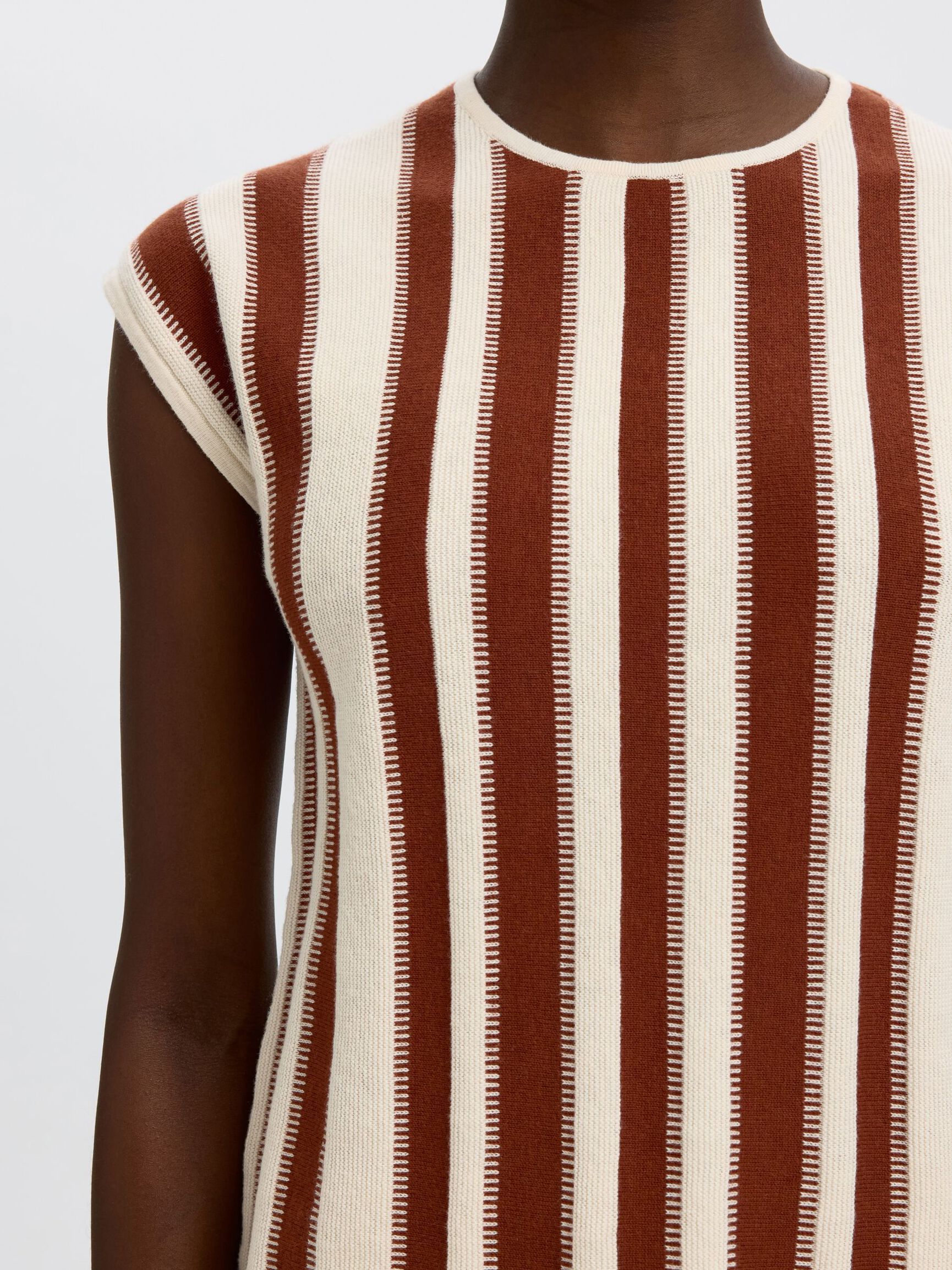 SLEEVELESS KNITTED TOP, Birch, highres