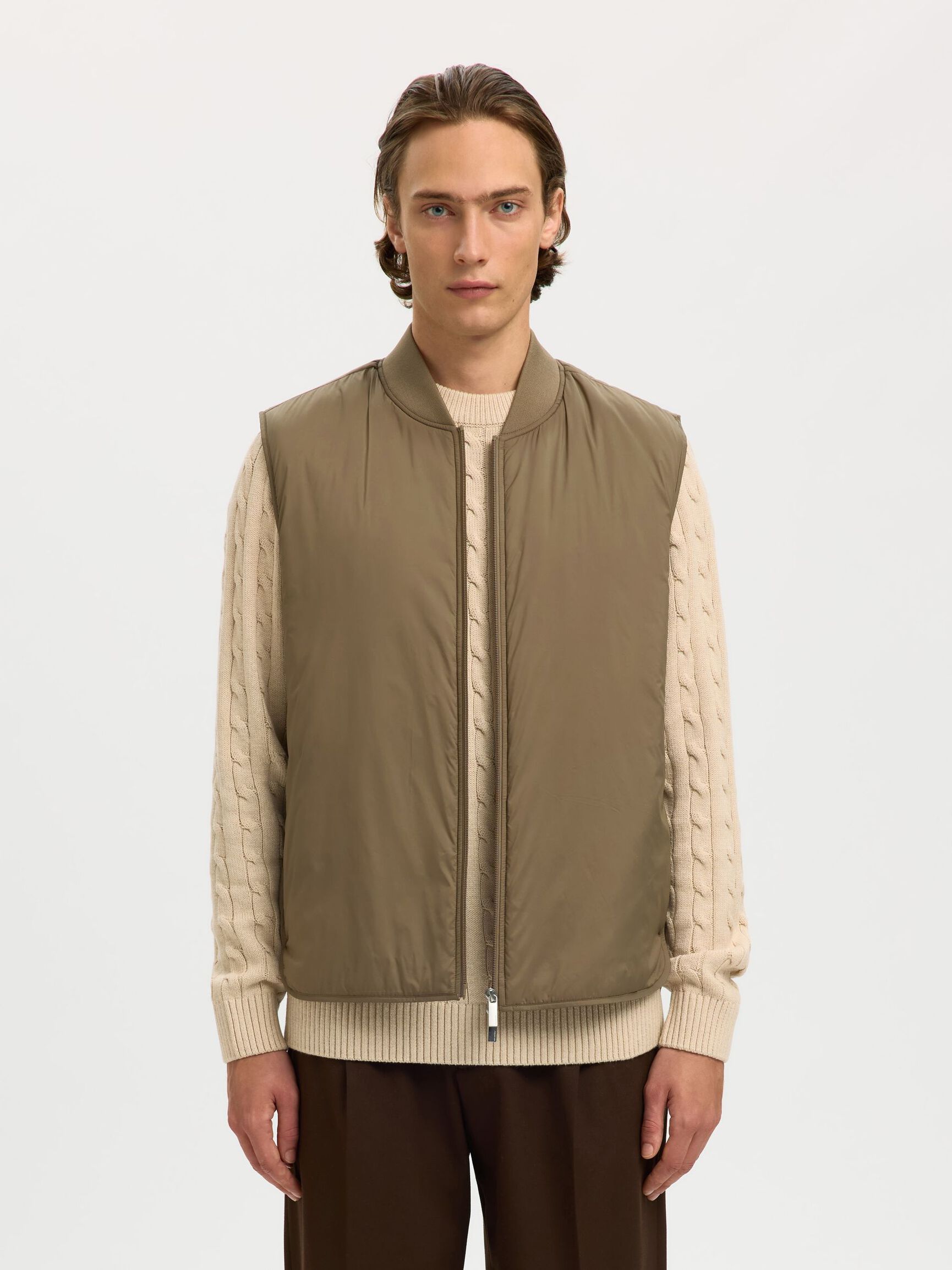 GEFÜTTERTE GILET, Caribou, highres