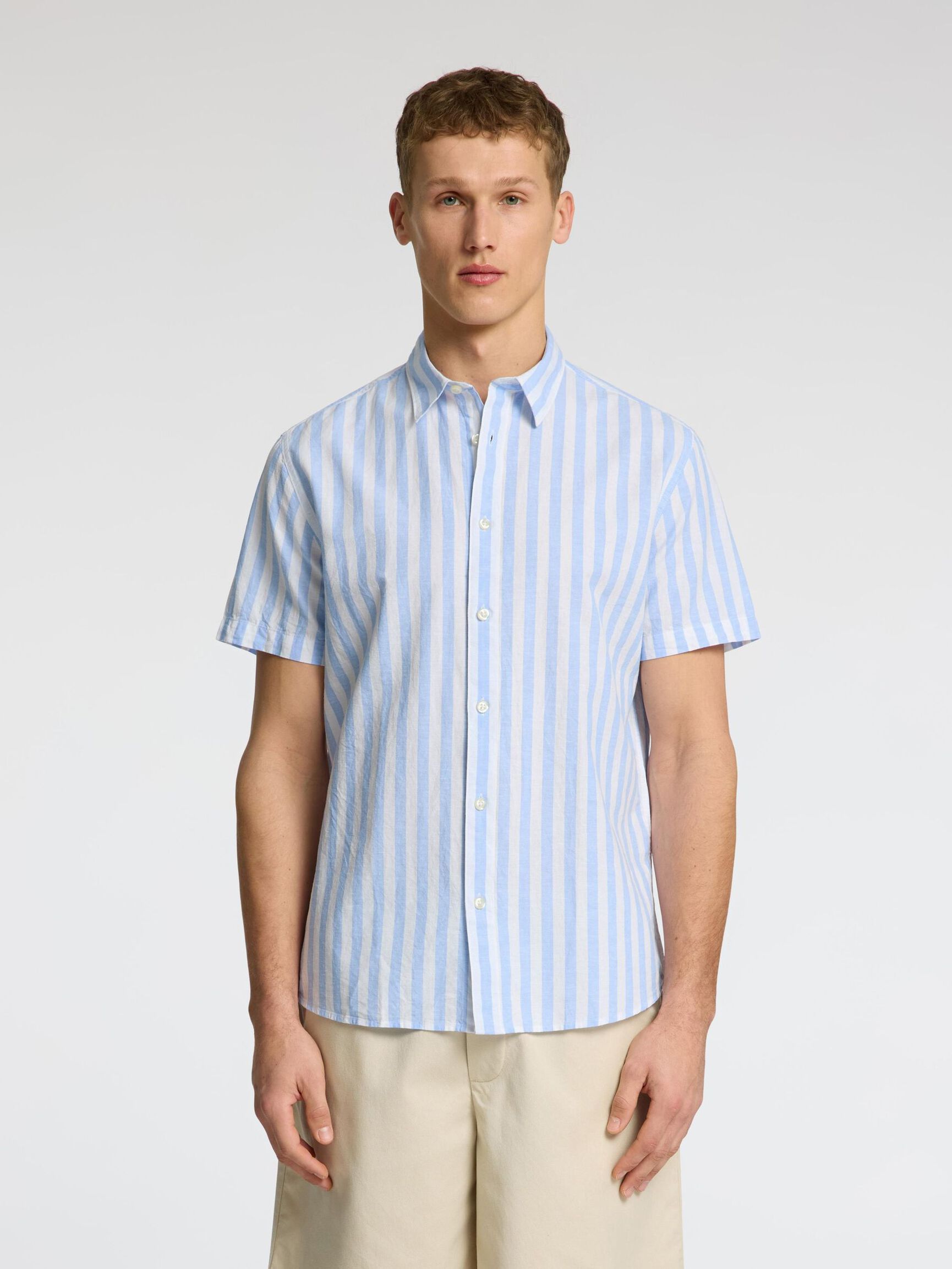 DISEÑO CLÁSICO CAMISA DE MANGA CORTA, Cashmere Blue, highres