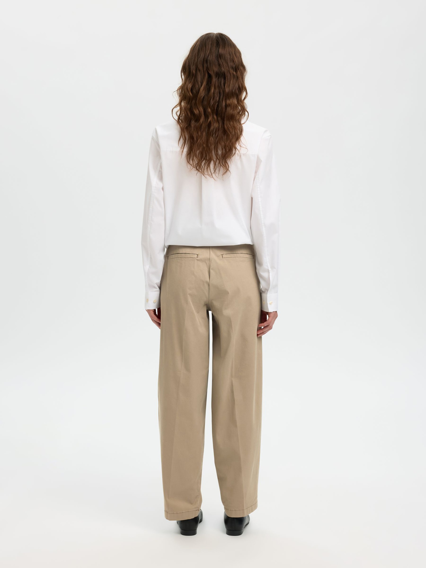 MEZCLA DE ALGODÓN PANTALONES FIT CORTE BARREL, Greige, highres