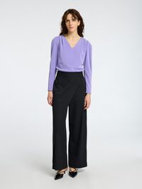 DRAPÉ TOP À COL V, Paisley Purple, highres