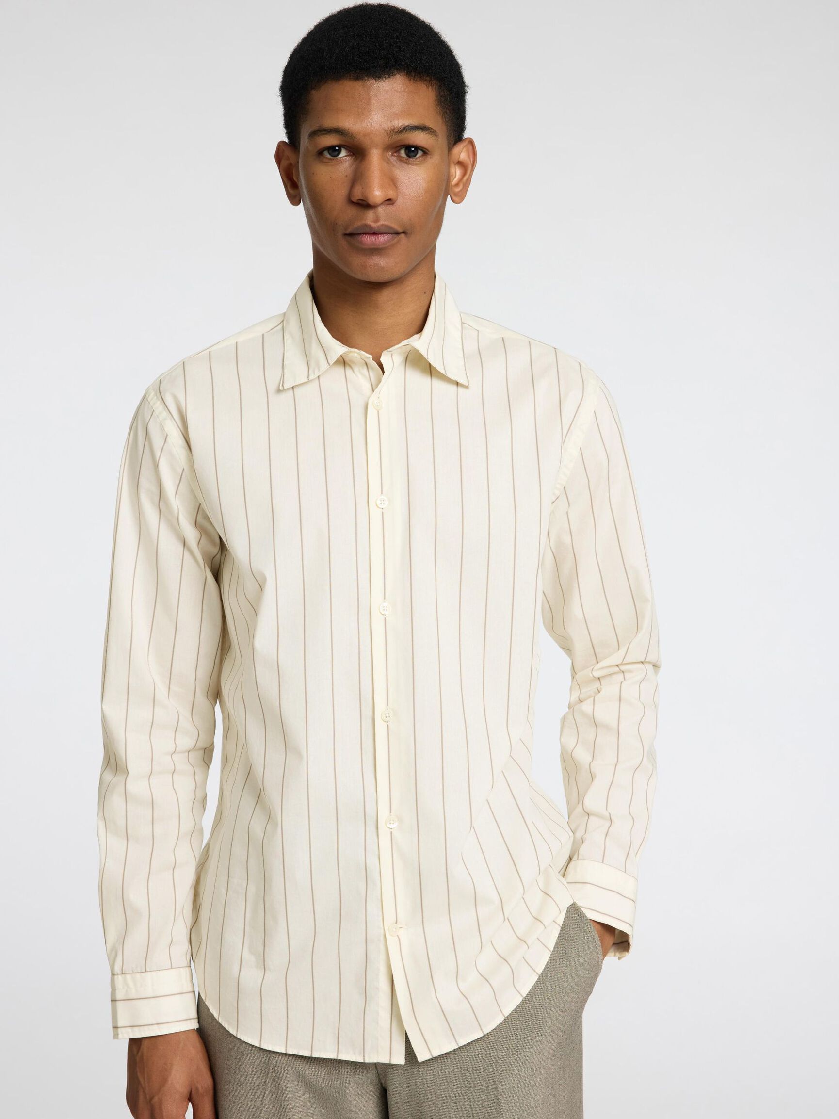 REGULAR FIT SHIRT, Egret, highres