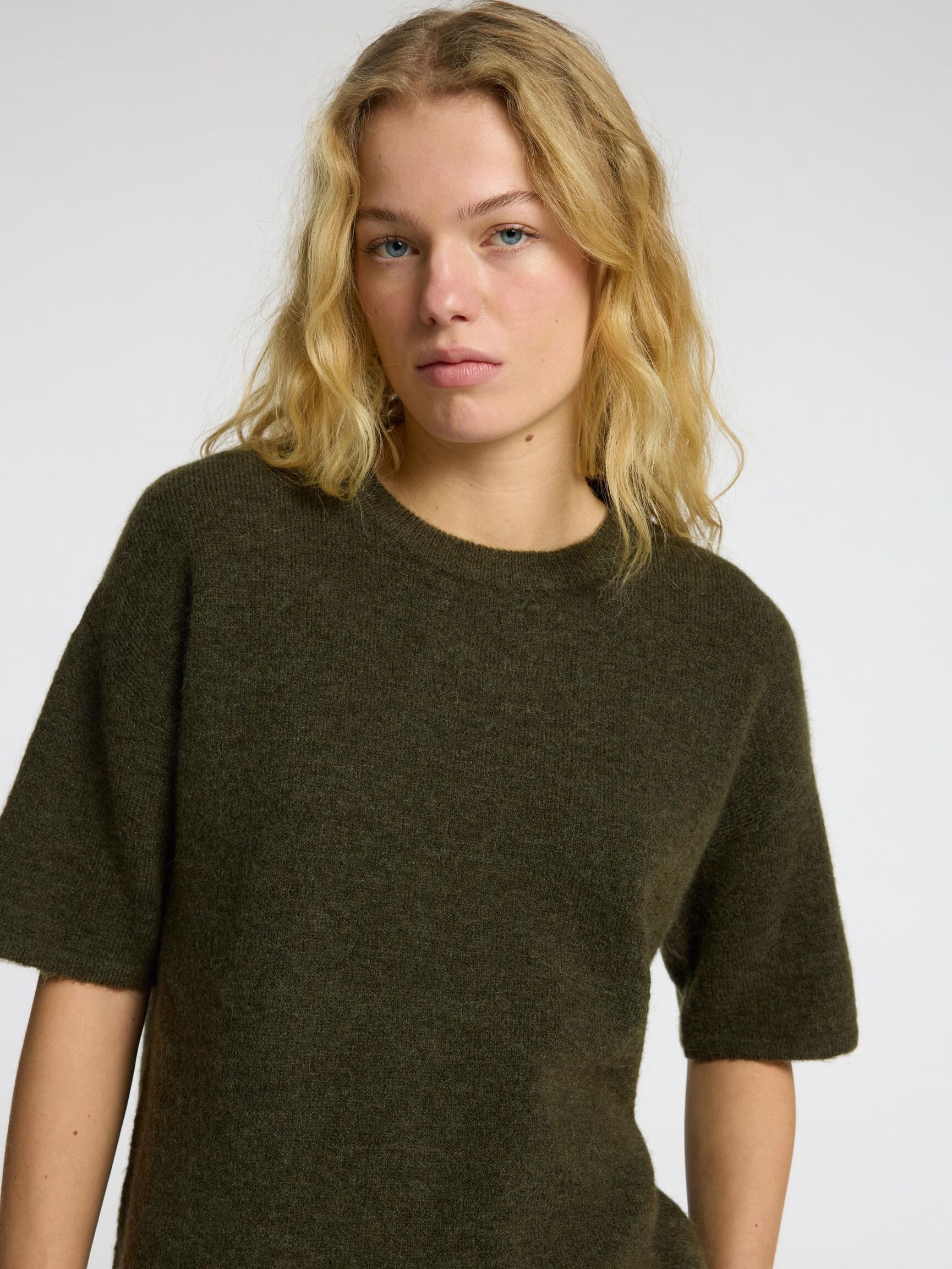 KORTÆRMET ULDBLANDING TOP, Kalamata, highres