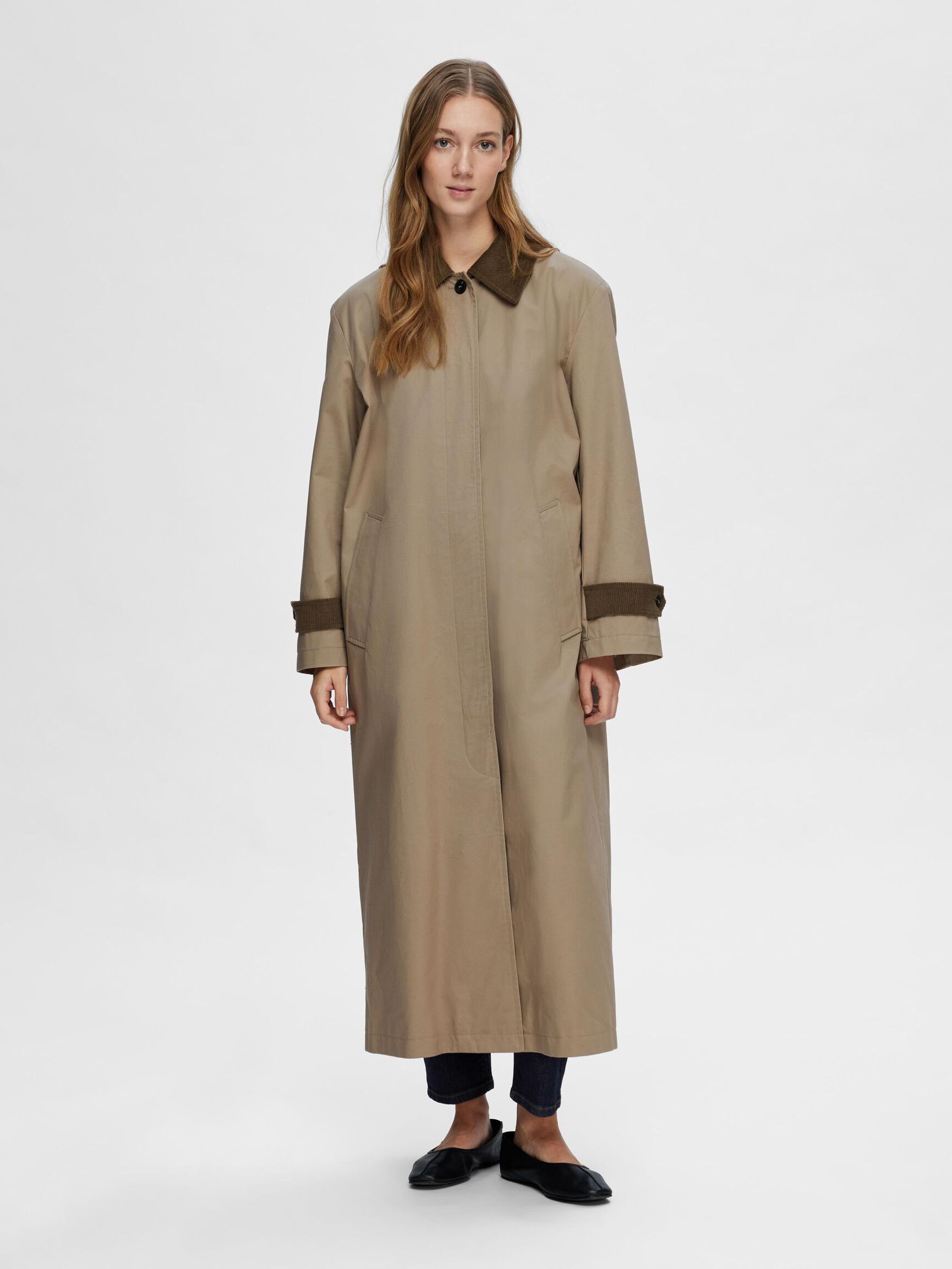LONG TRENCHCOAT, Greige, highres