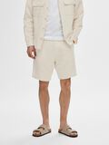 Selected REGULAR-FIT LINNENMIX SHORTS, Pure Cashmere, highres - 16092314_PureCashmere_1077421_003.jpg