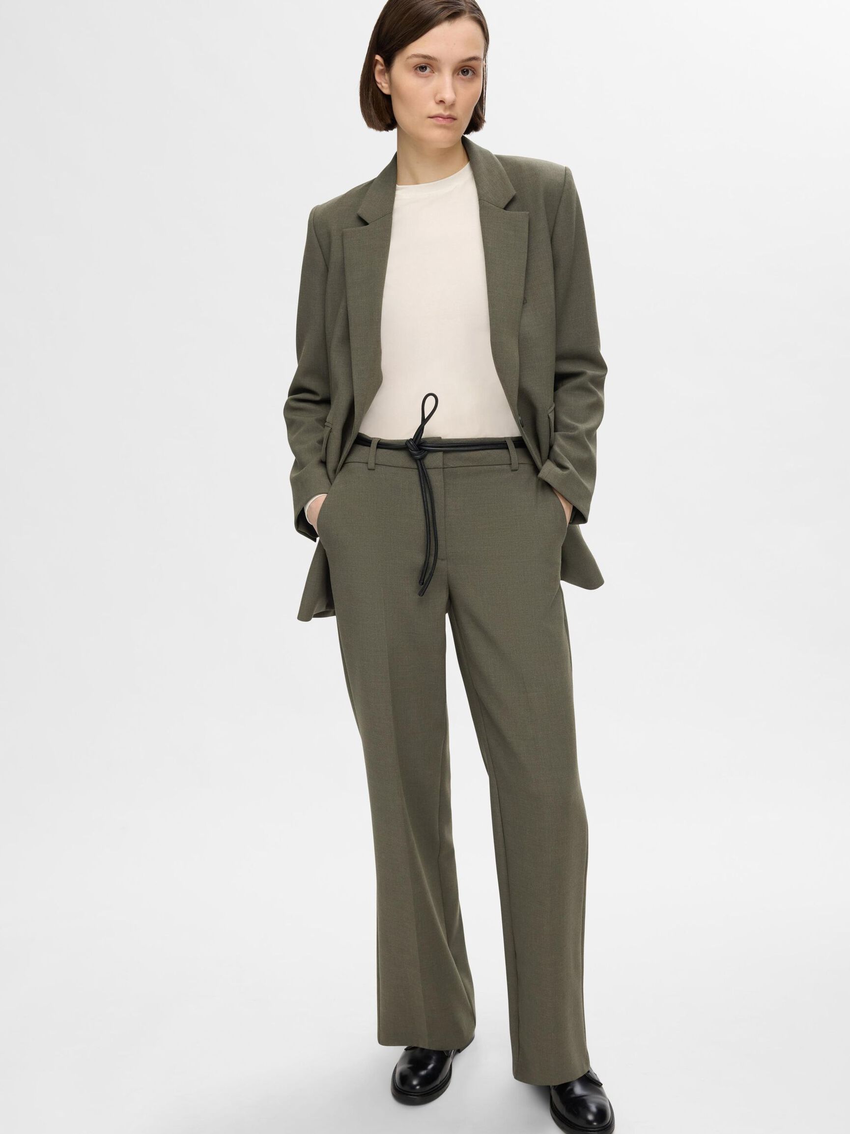TAILORED WIDE-LEG TROUSERS, Kalamata, highres