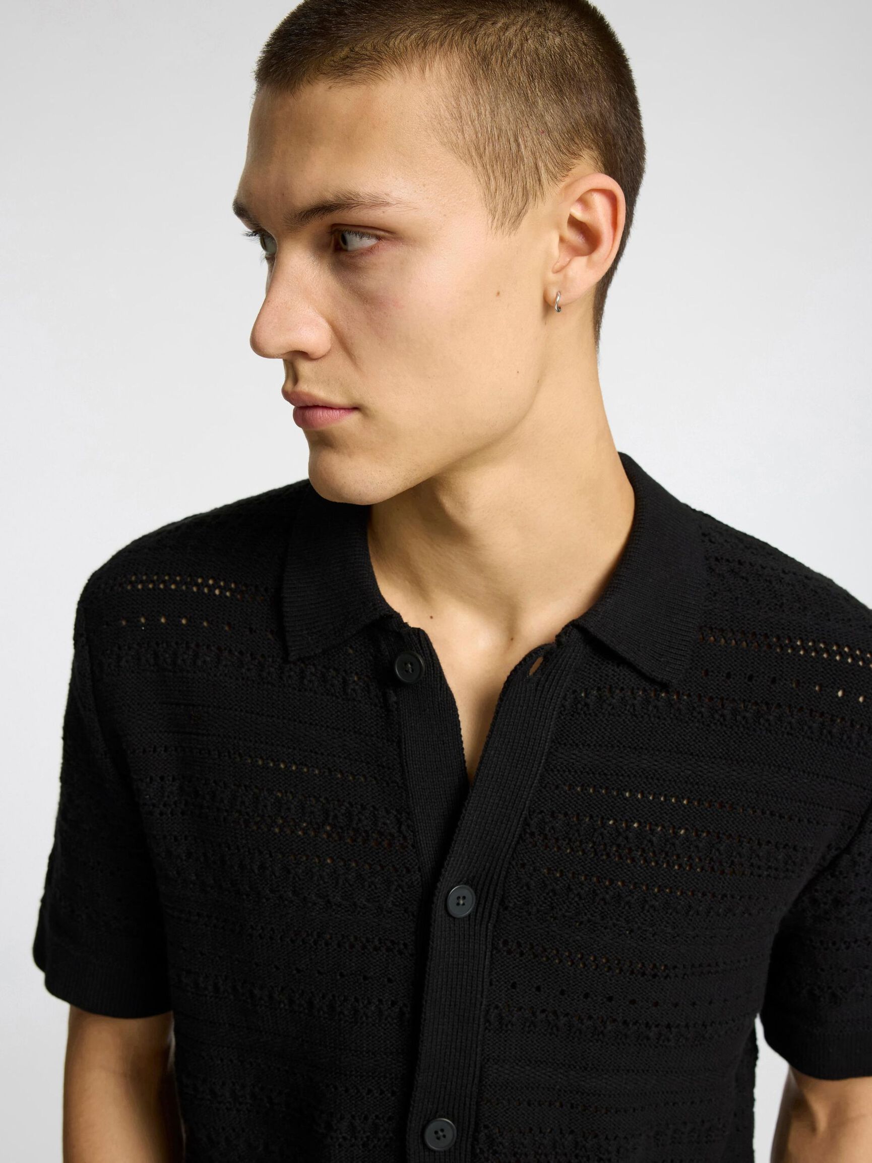 KNITTED SHORT SLEEVED SHIRT, Black, highres